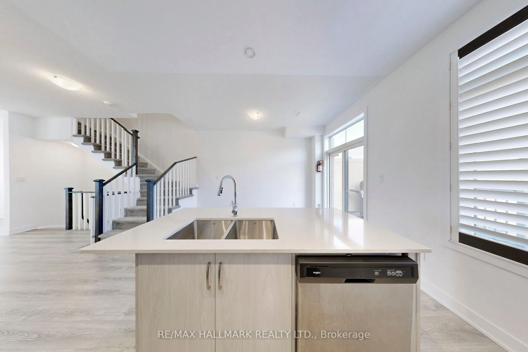 5436 Main Street