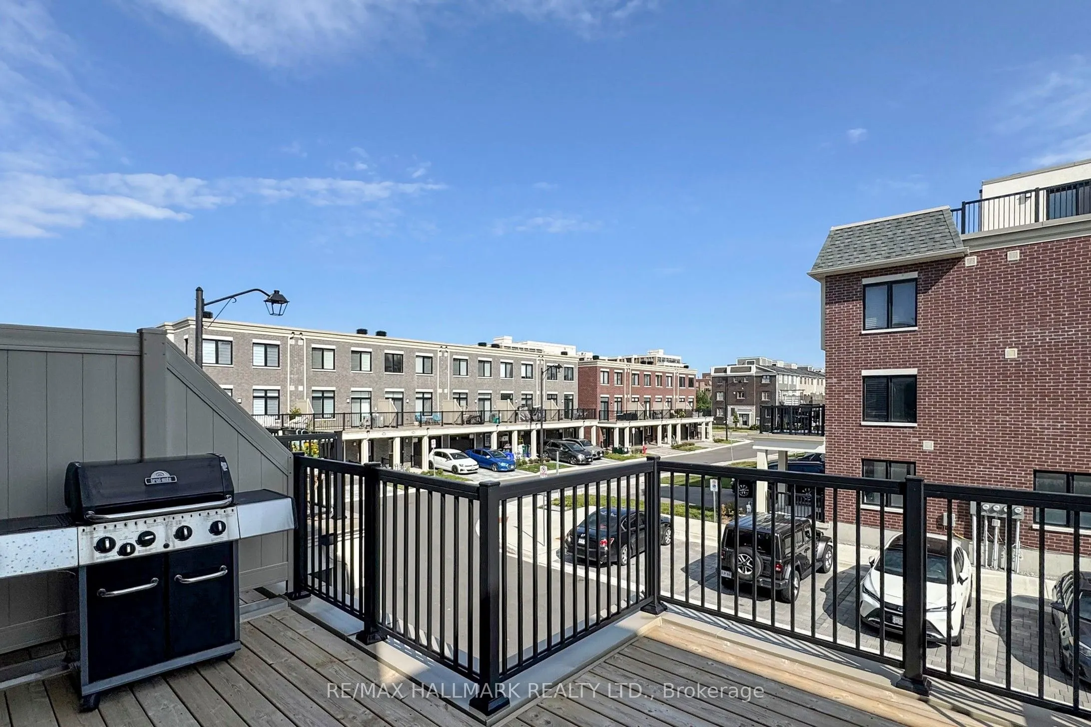 5436 Main Street