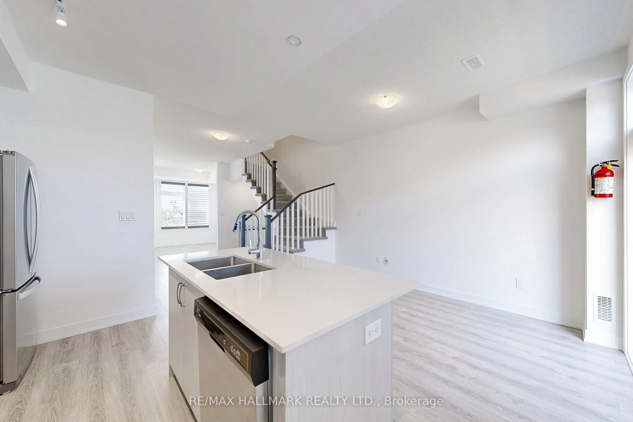5436 Main Street