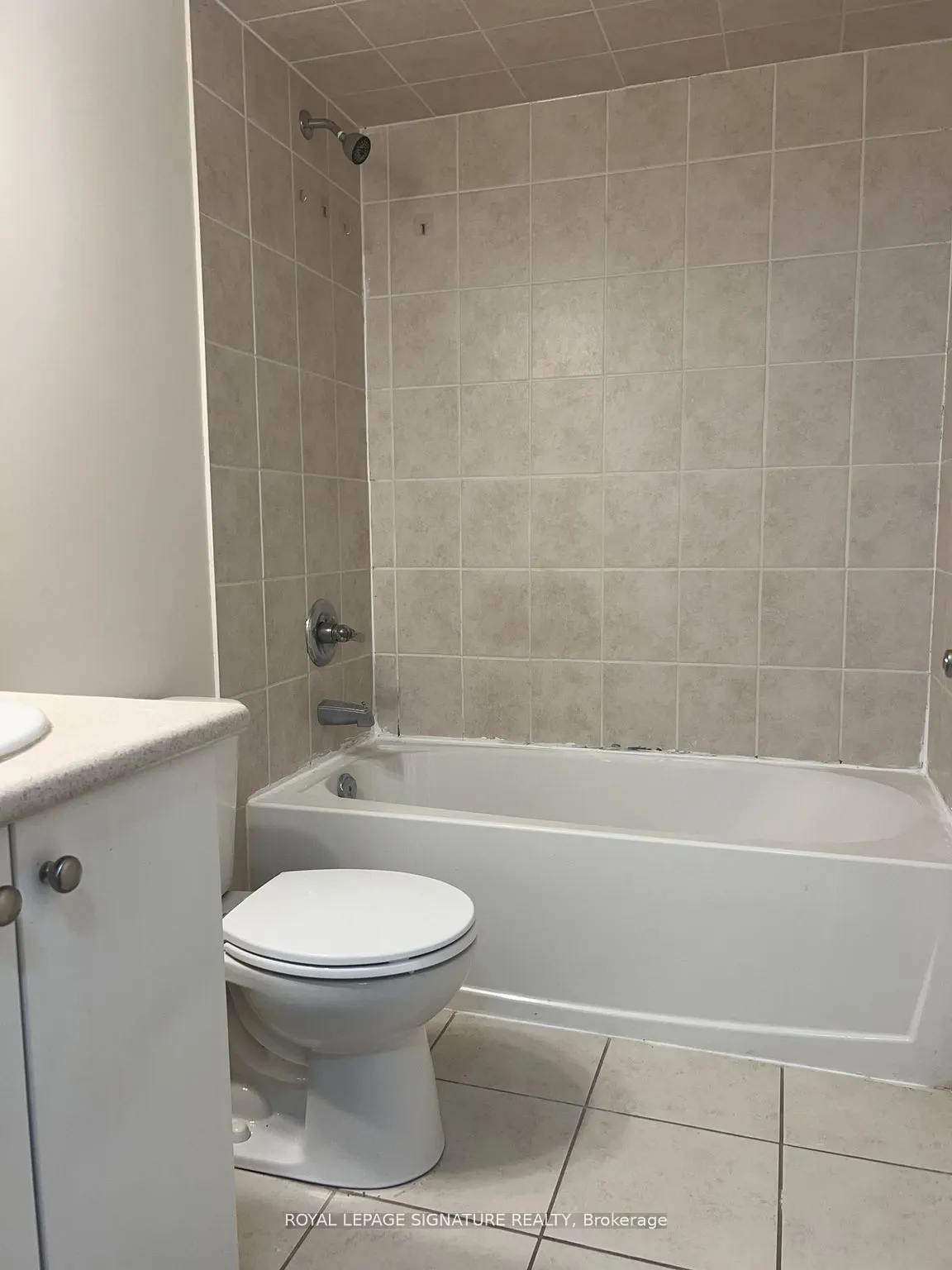 20 Dunsheath Way, #322