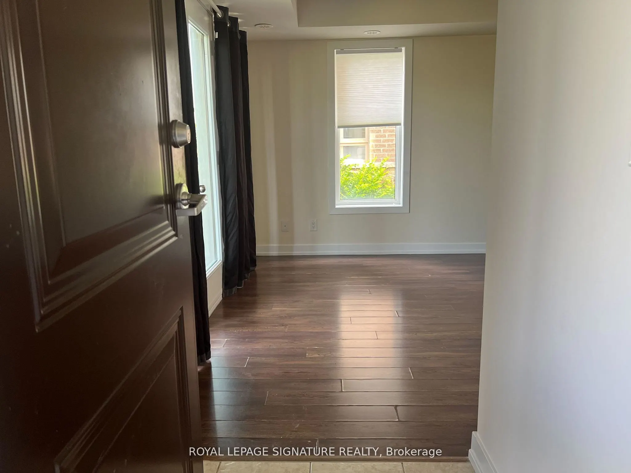 20 Dunsheath Way, #322