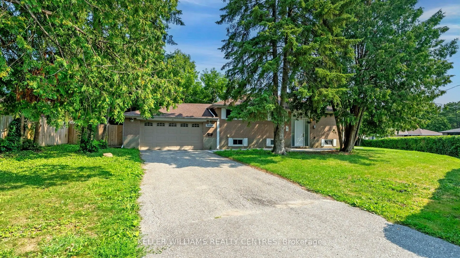 14 Algonquin Crescent