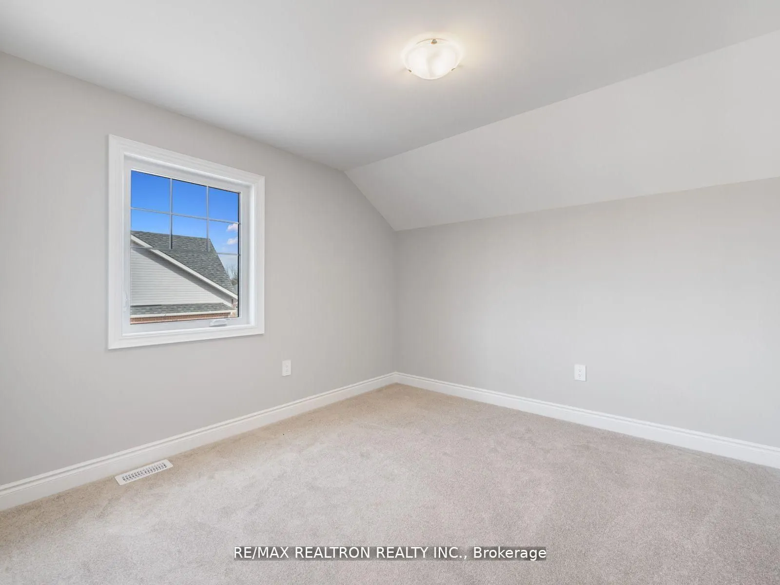 43 Palmira Drive