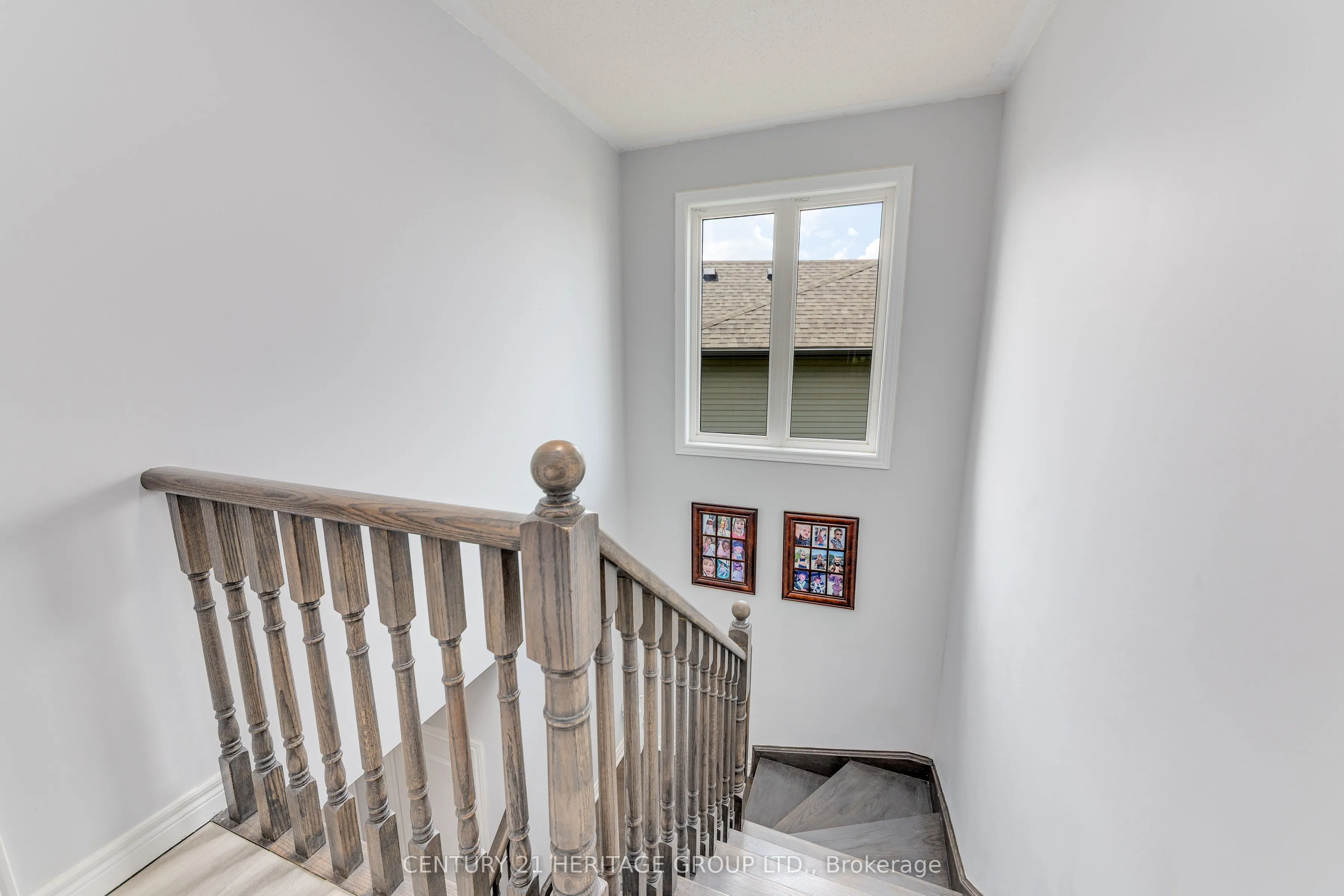61 Kingsmere Crescent