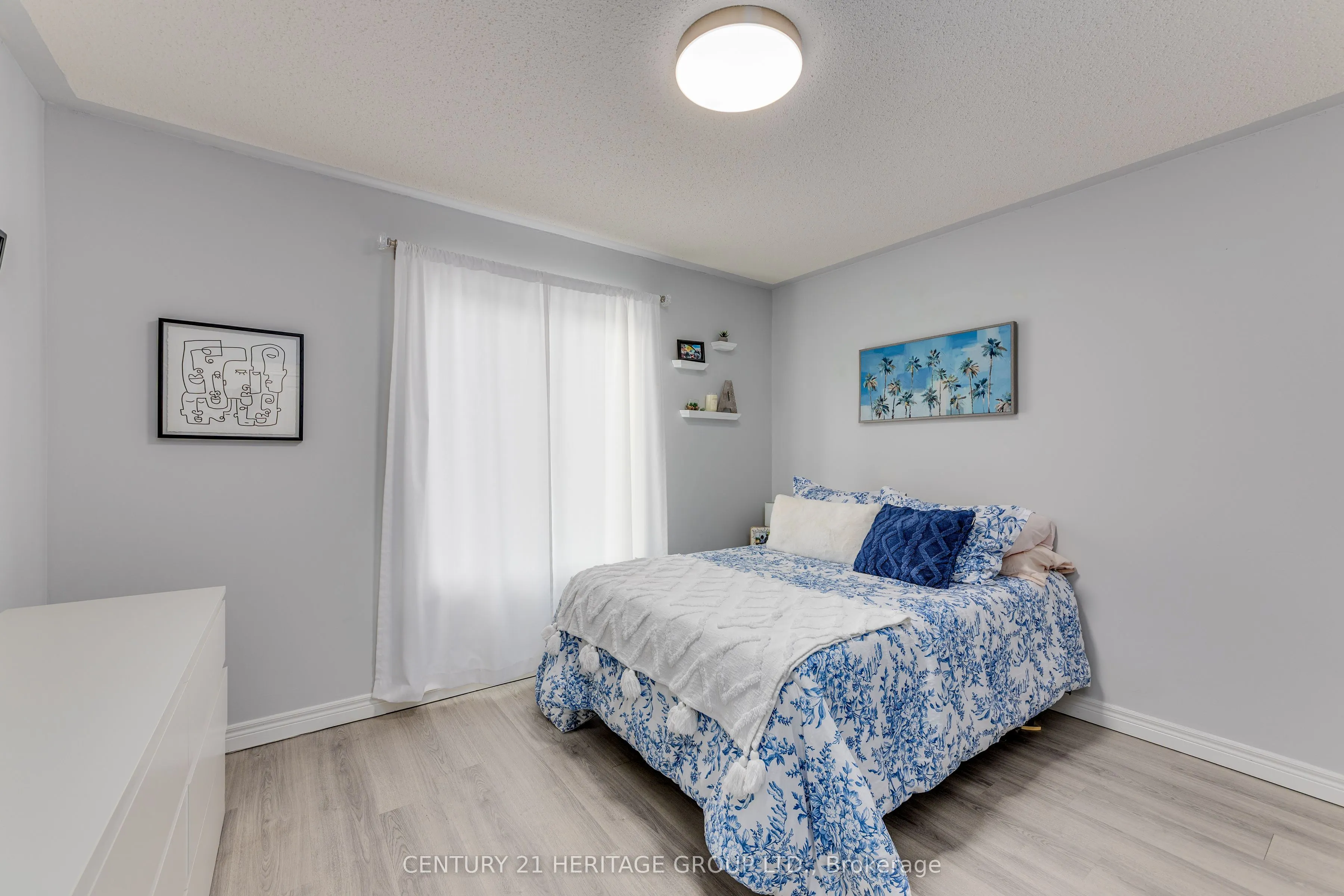 61 Kingsmere Crescent