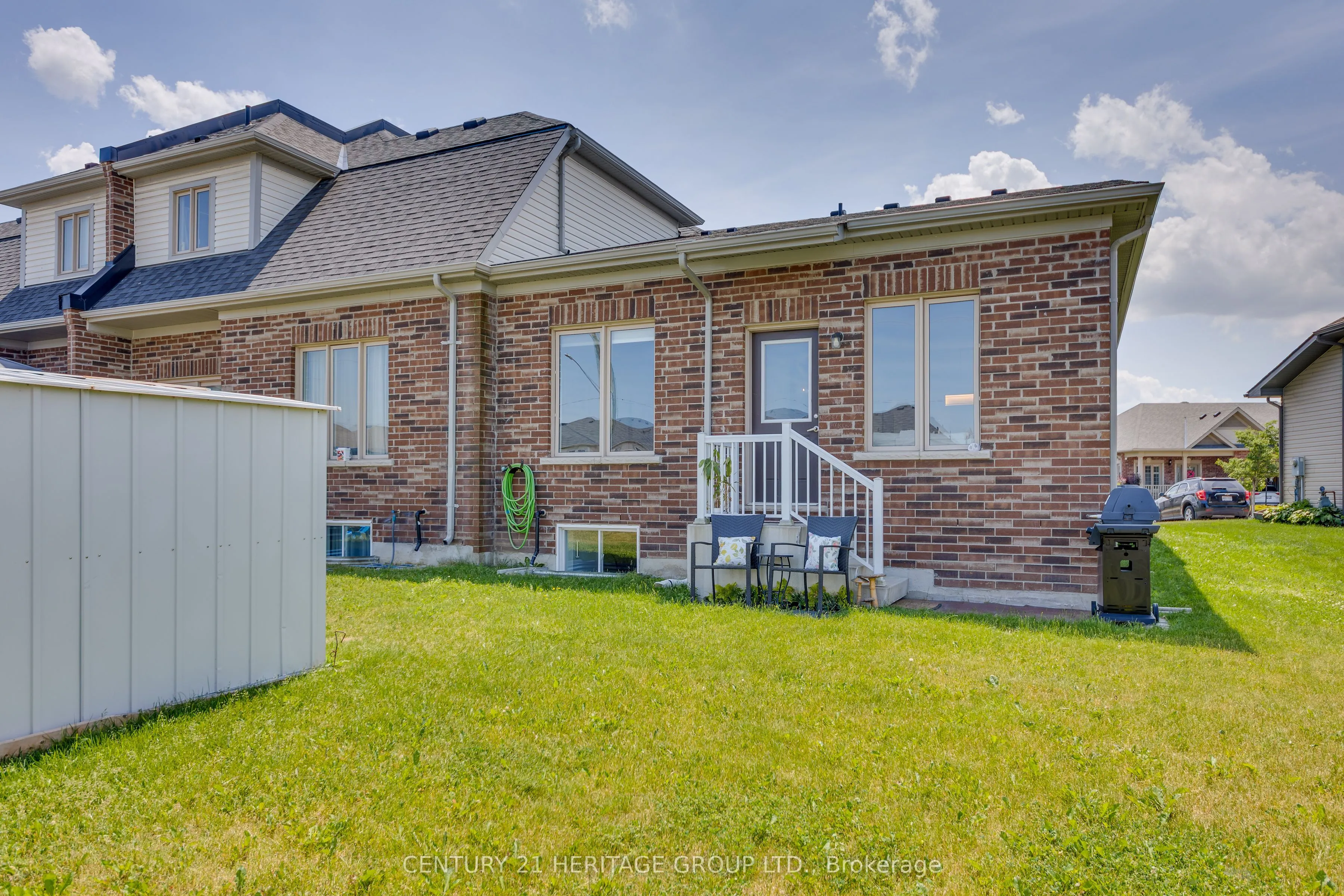 61 Kingsmere Crescent