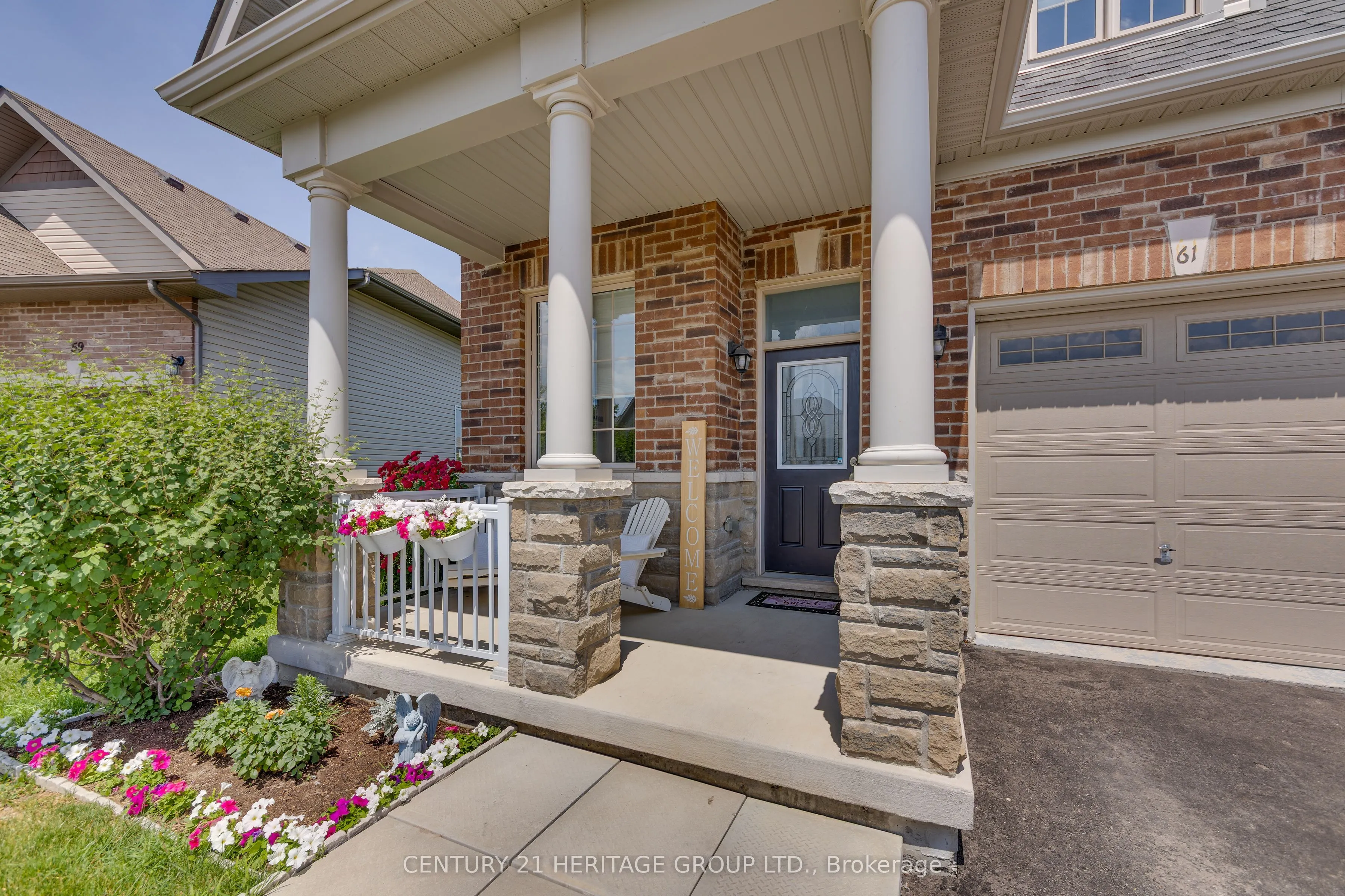 61 Kingsmere Crescent