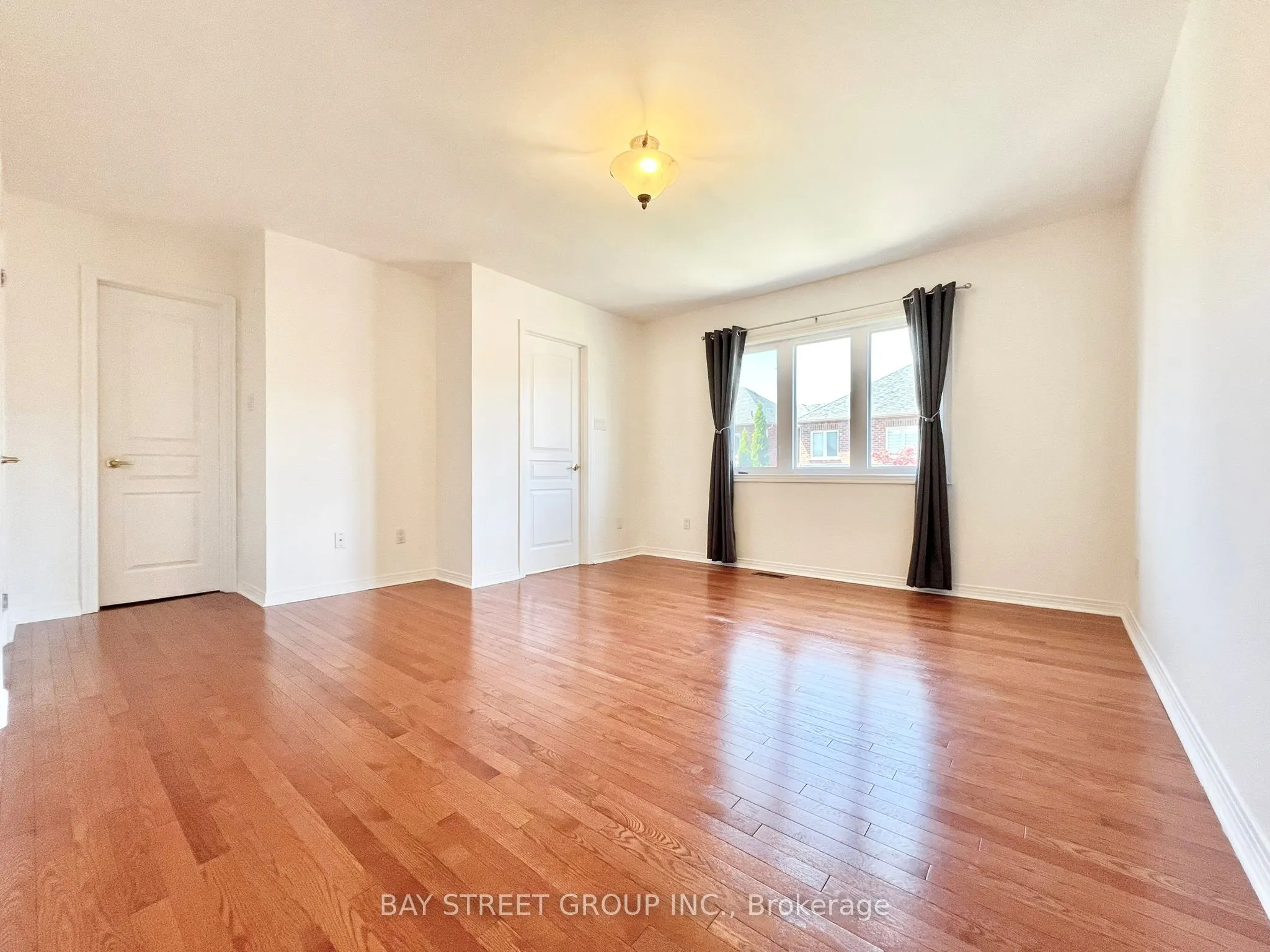 26 Whitford Road