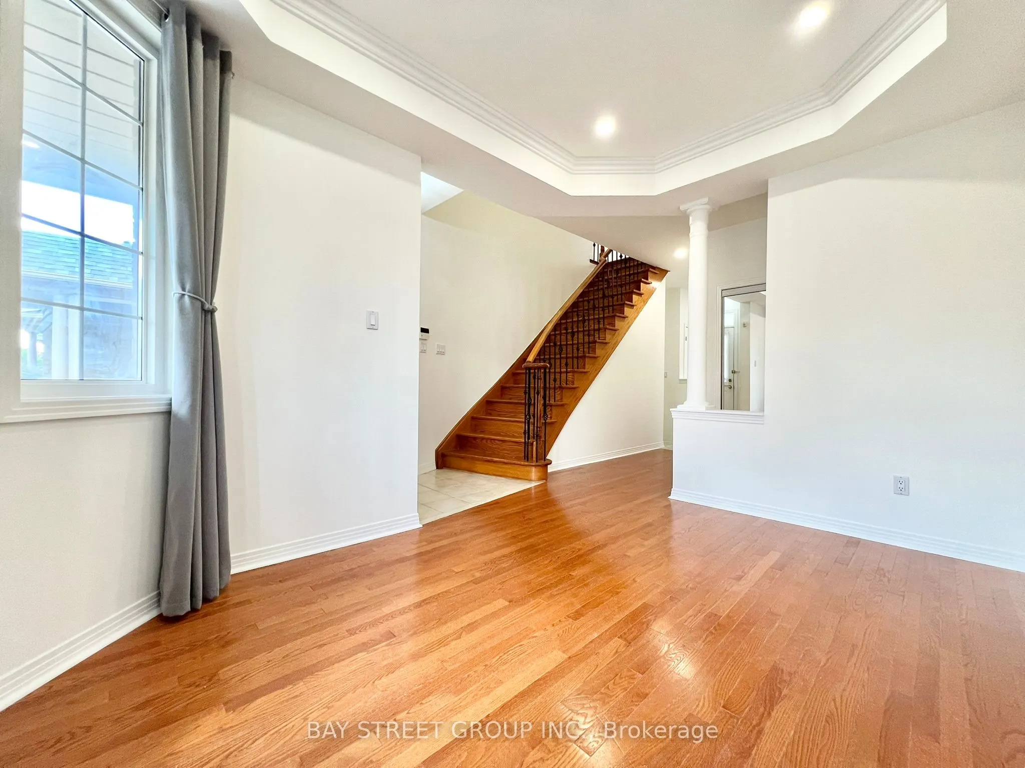 26 Whitford Road