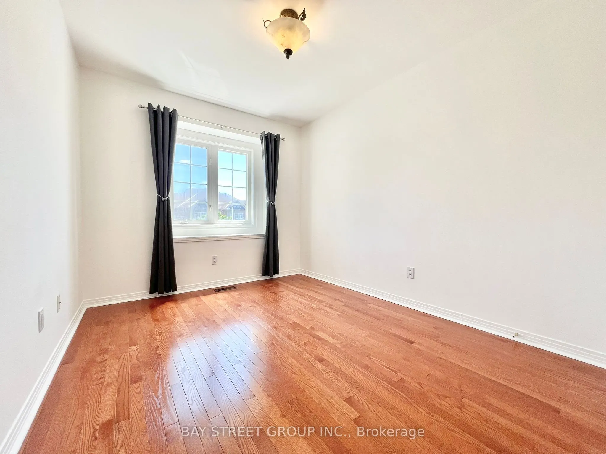 26 Whitford Road
