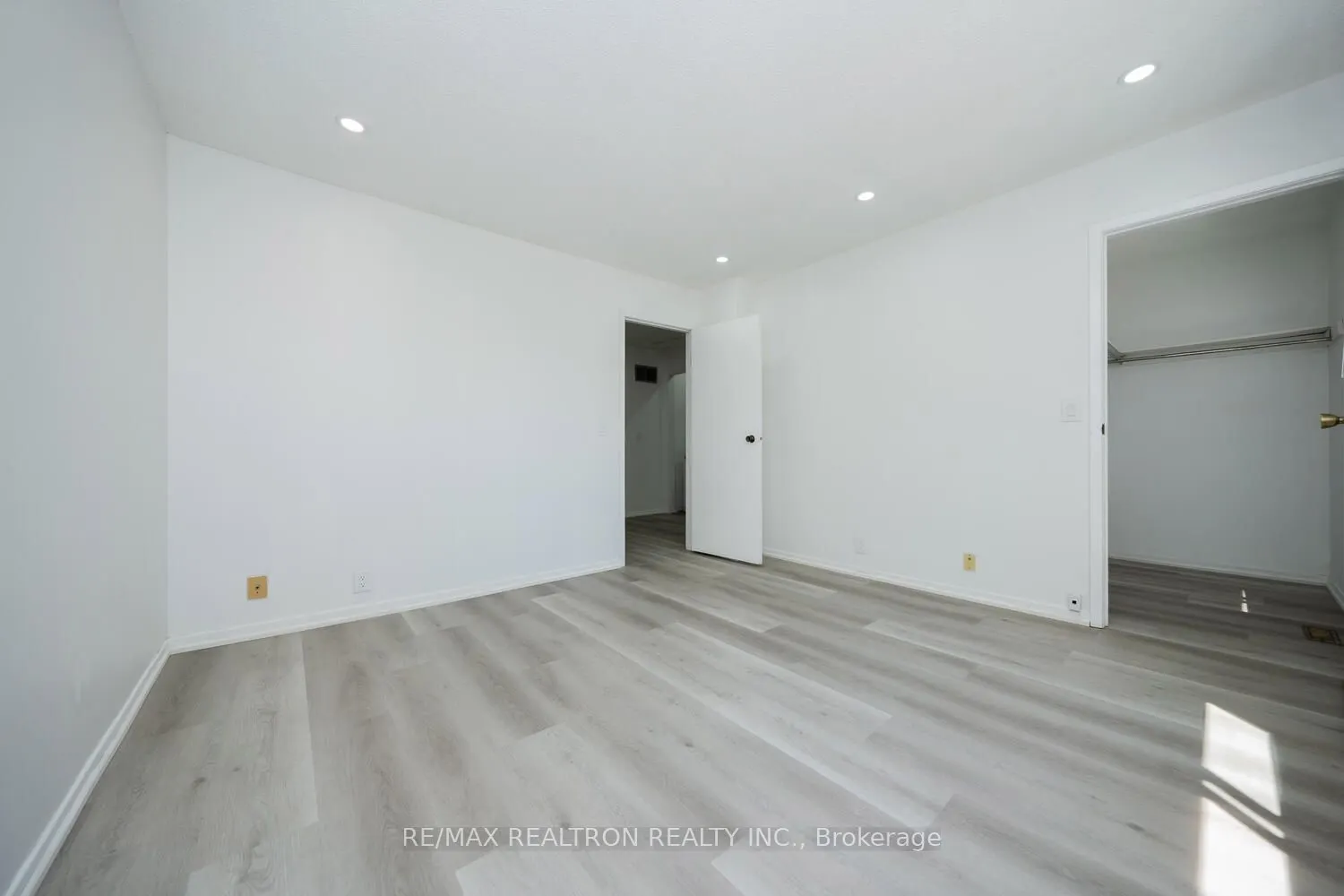 50 Dana Crescent