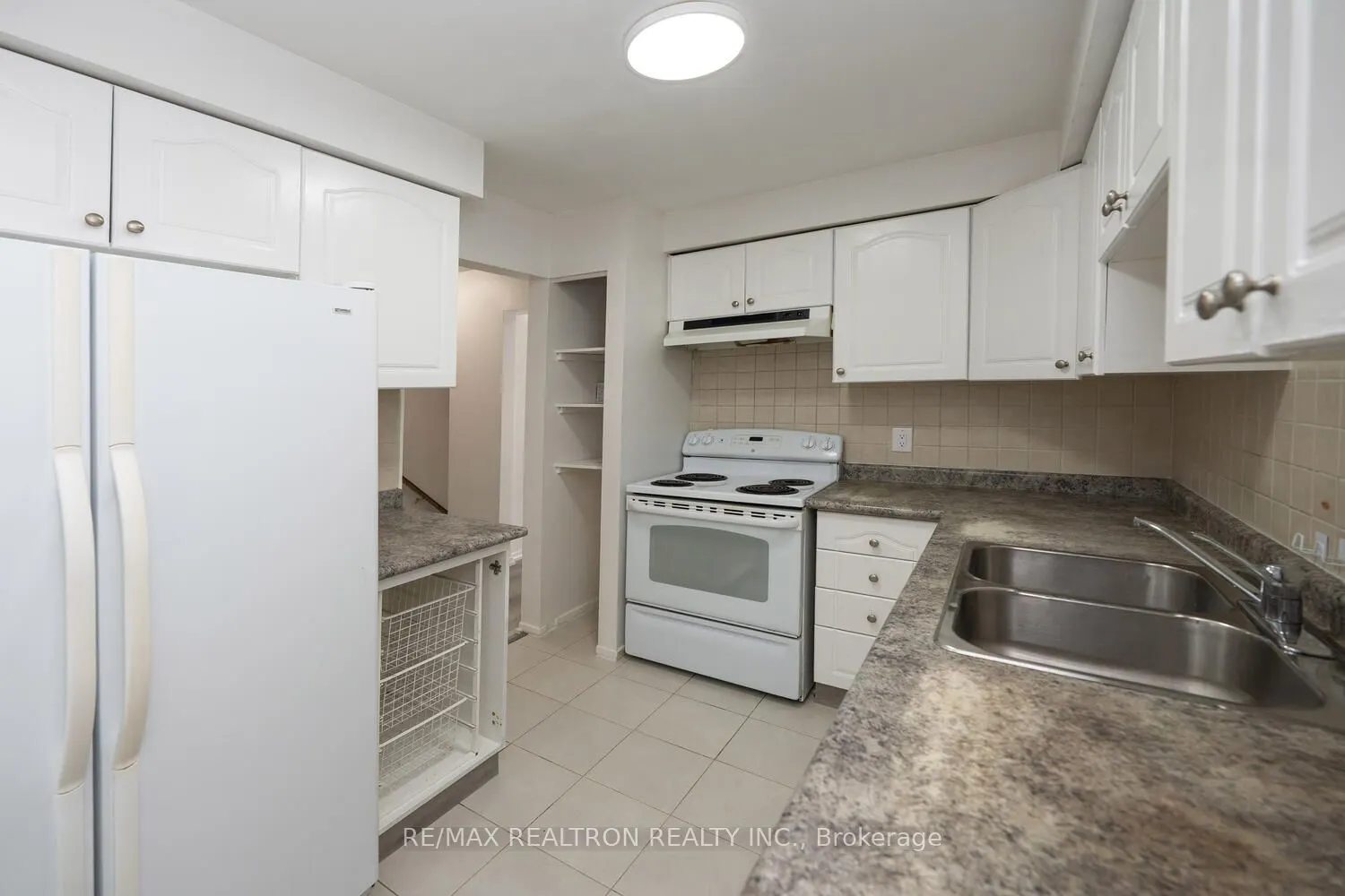 50 Dana Crescent