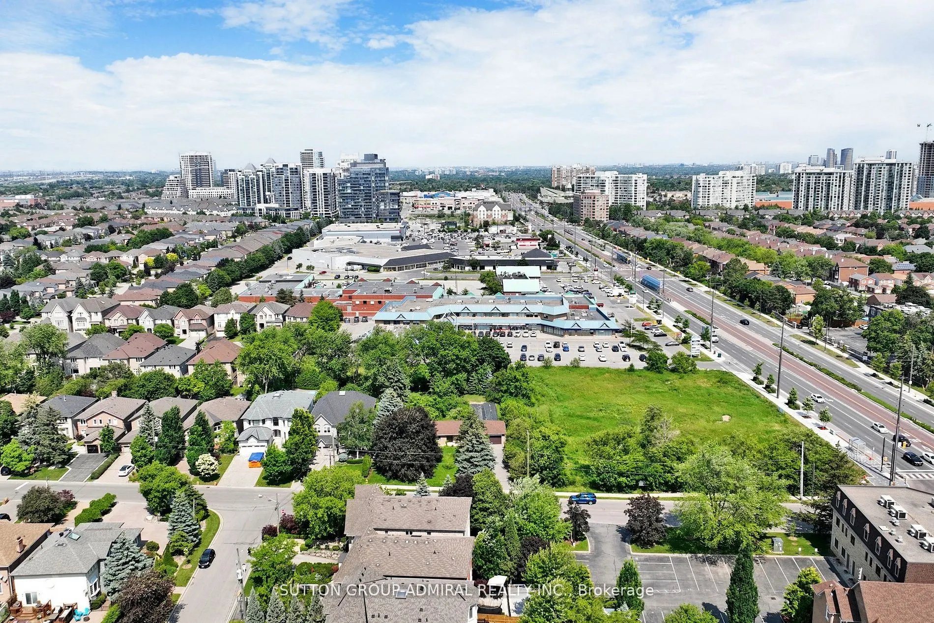 27 Vaughan Boulevard