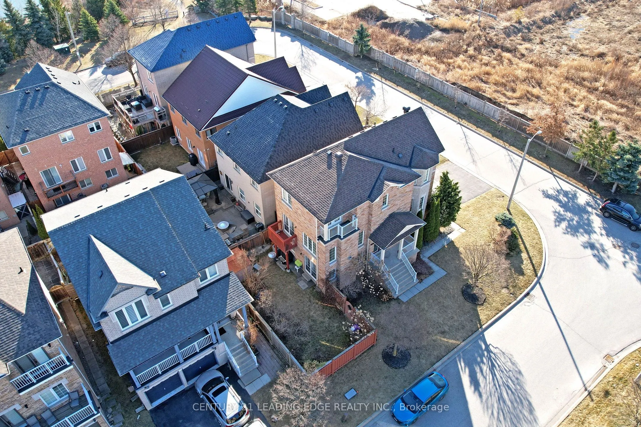 14 La Maria Lane