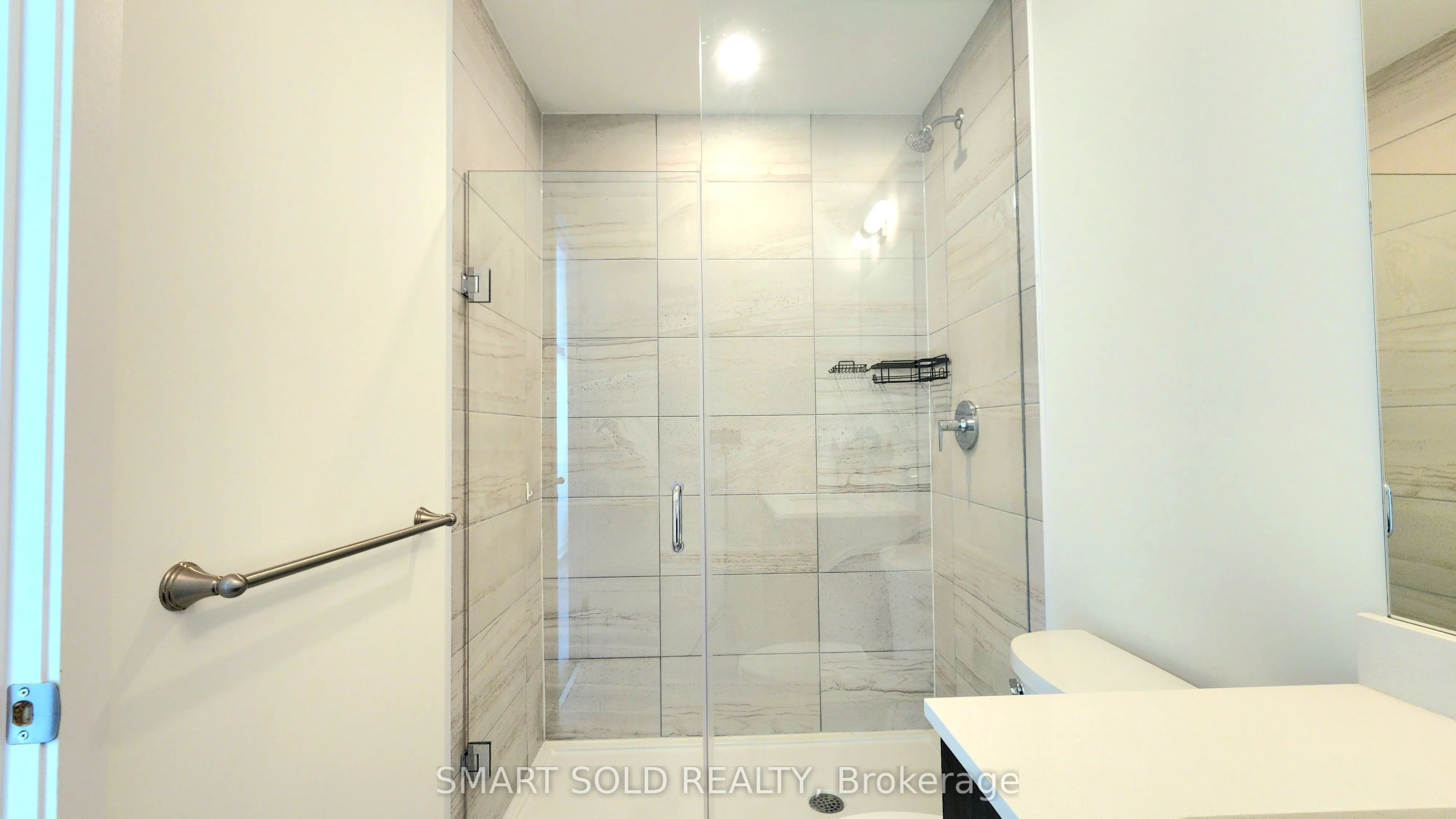 6 David Eyer Road, #107