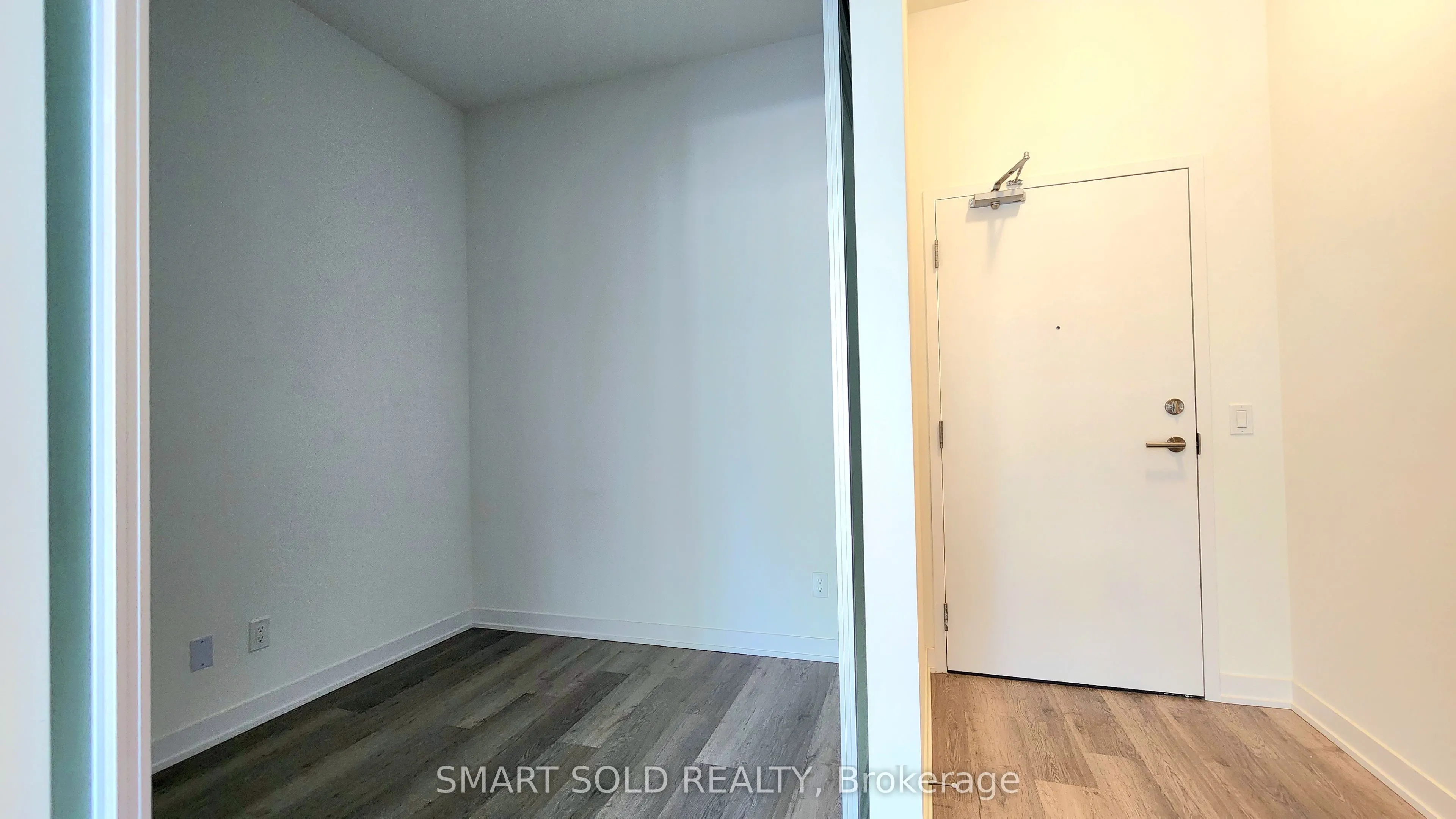 6 David Eyer Road, #107