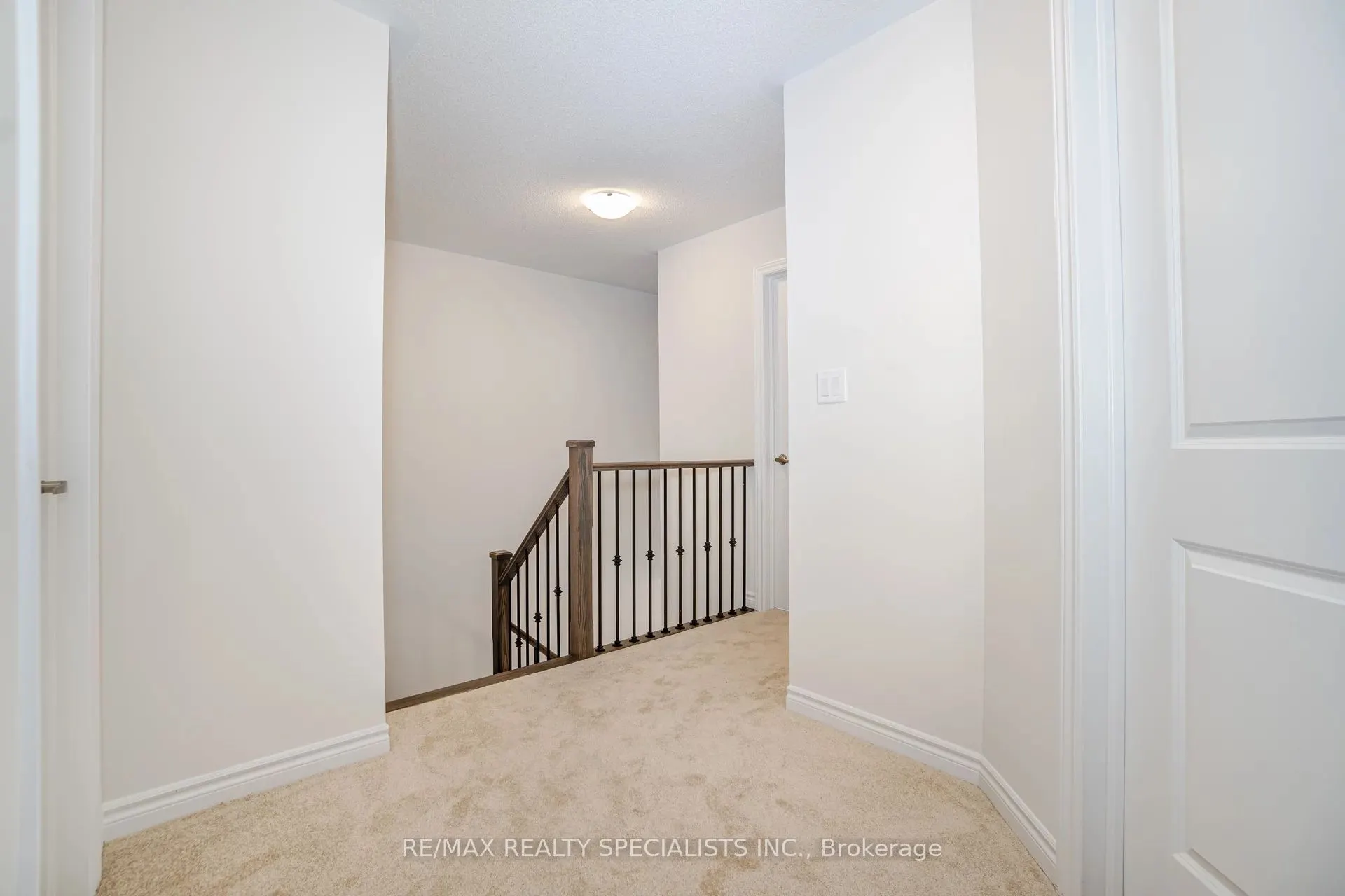 1503 Prentice Road W