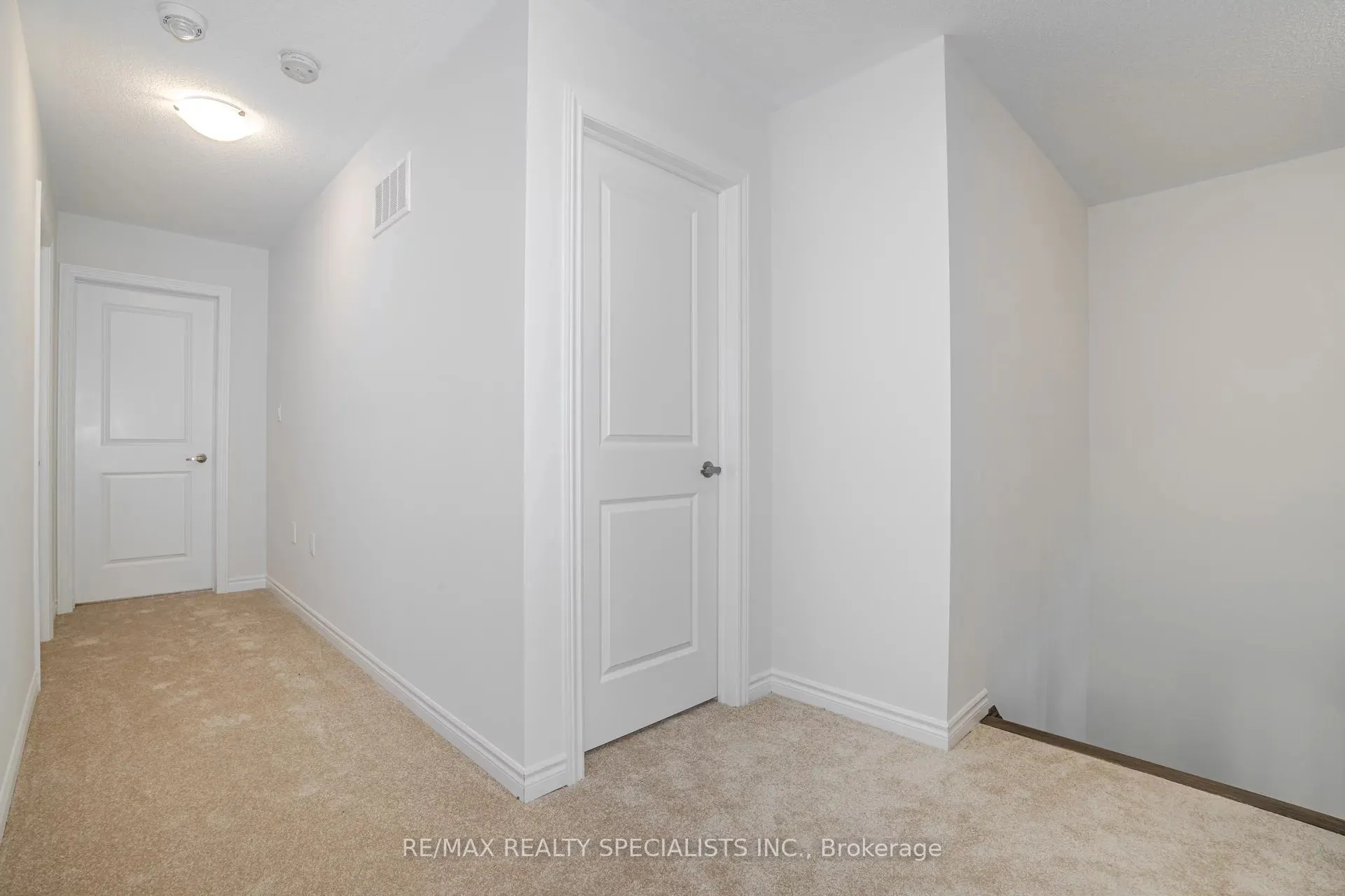1503 Prentice Road W