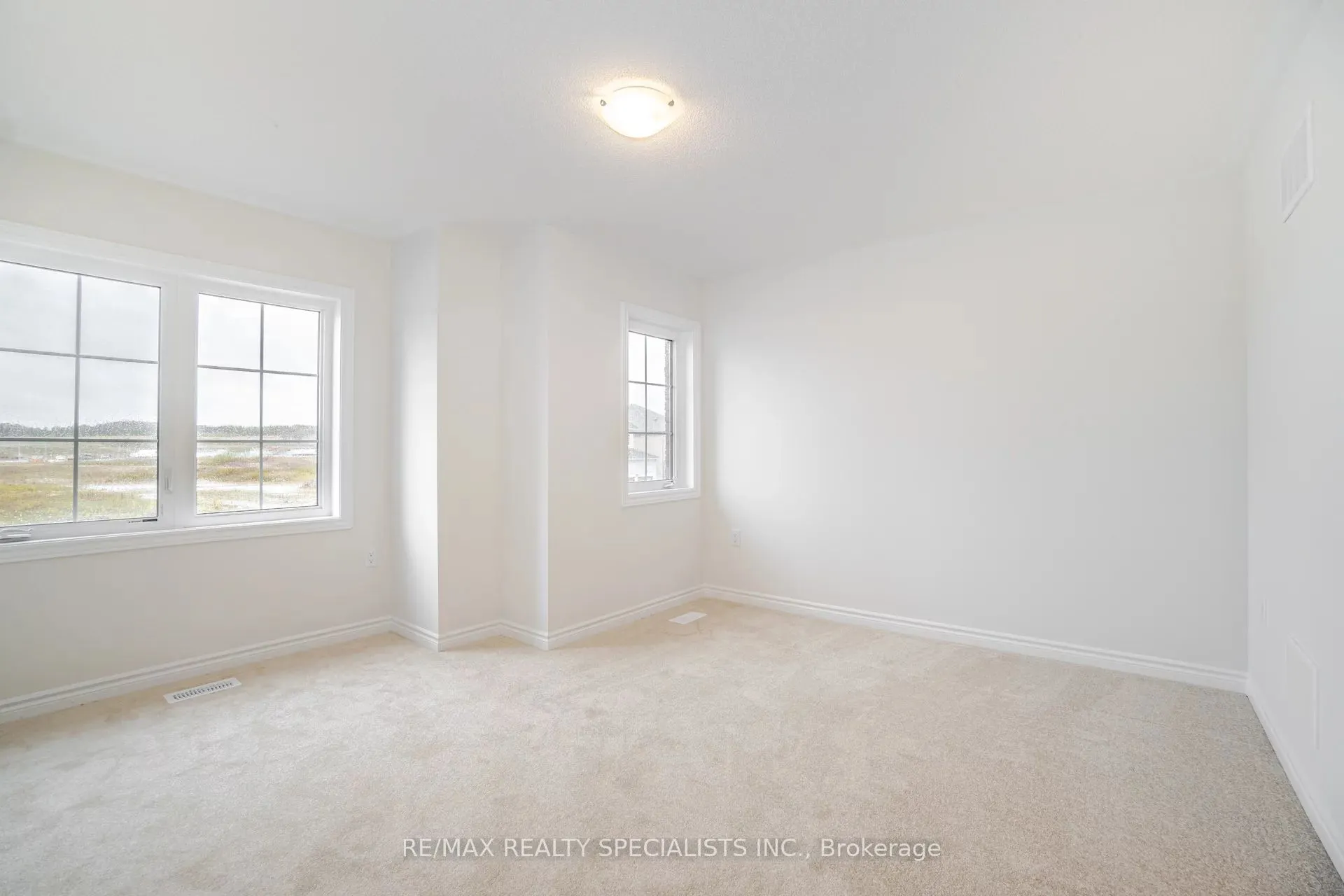 1503 Prentice Road W