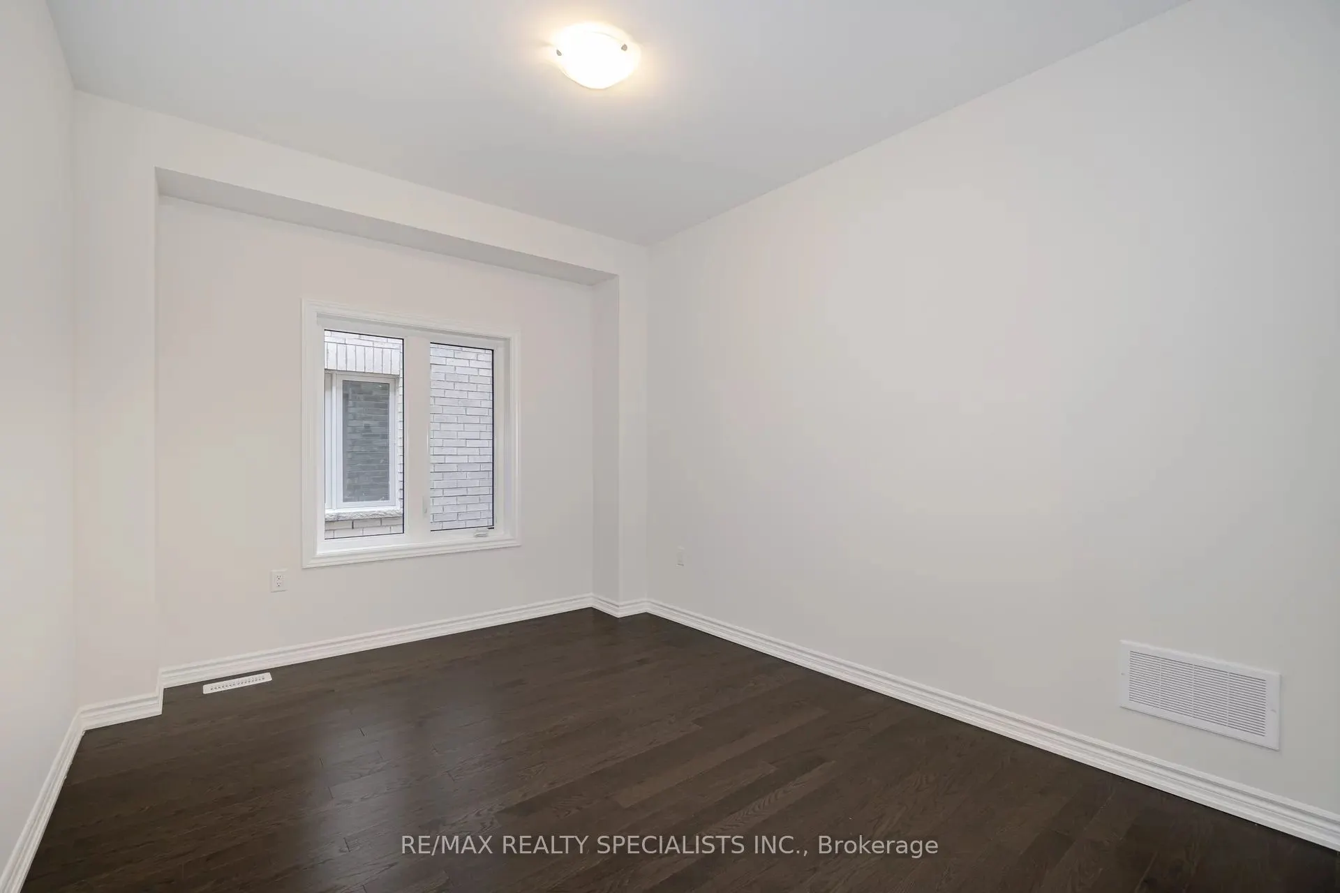 1503 Prentice Road W