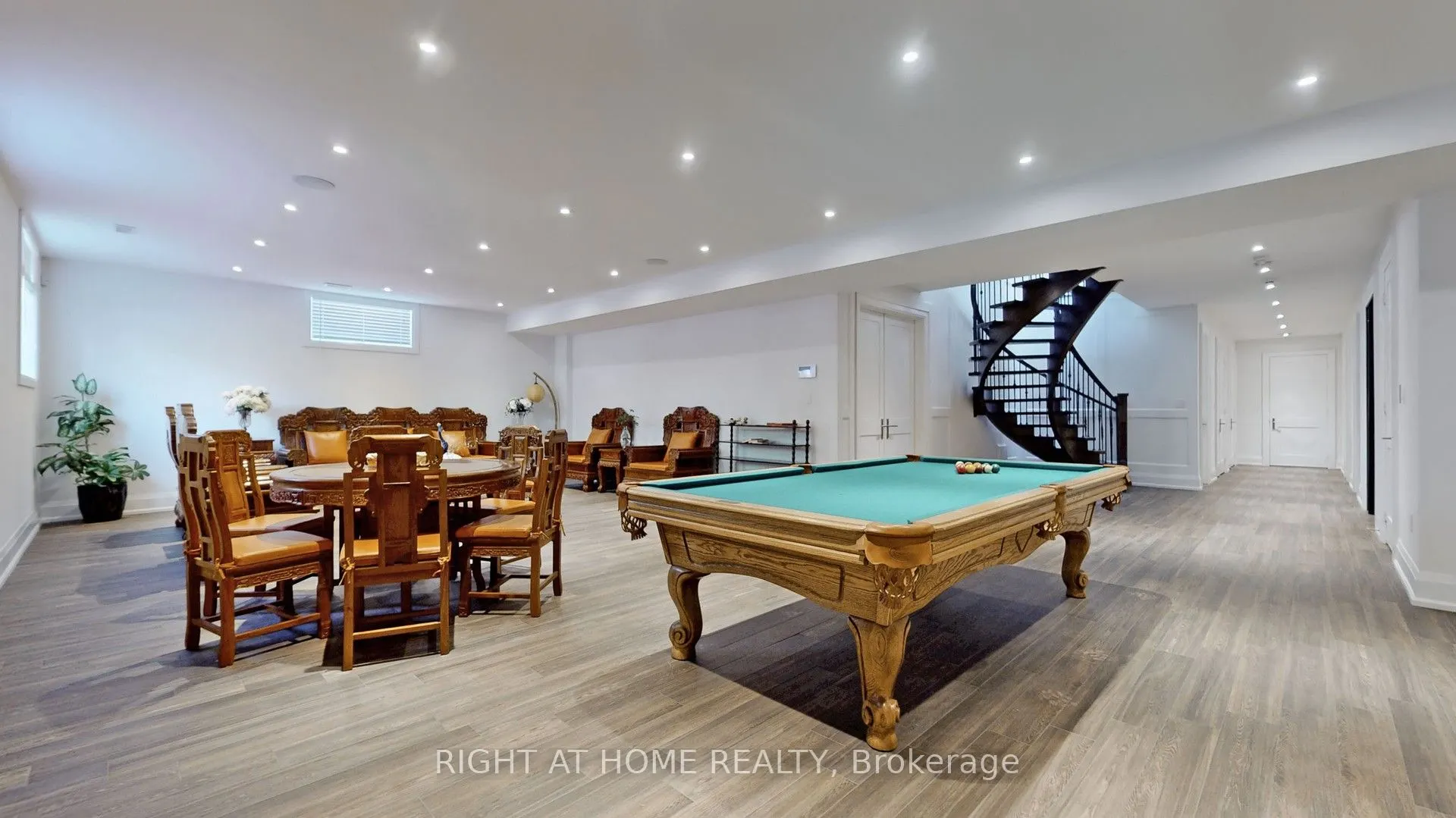 82 Sandbanks Drive