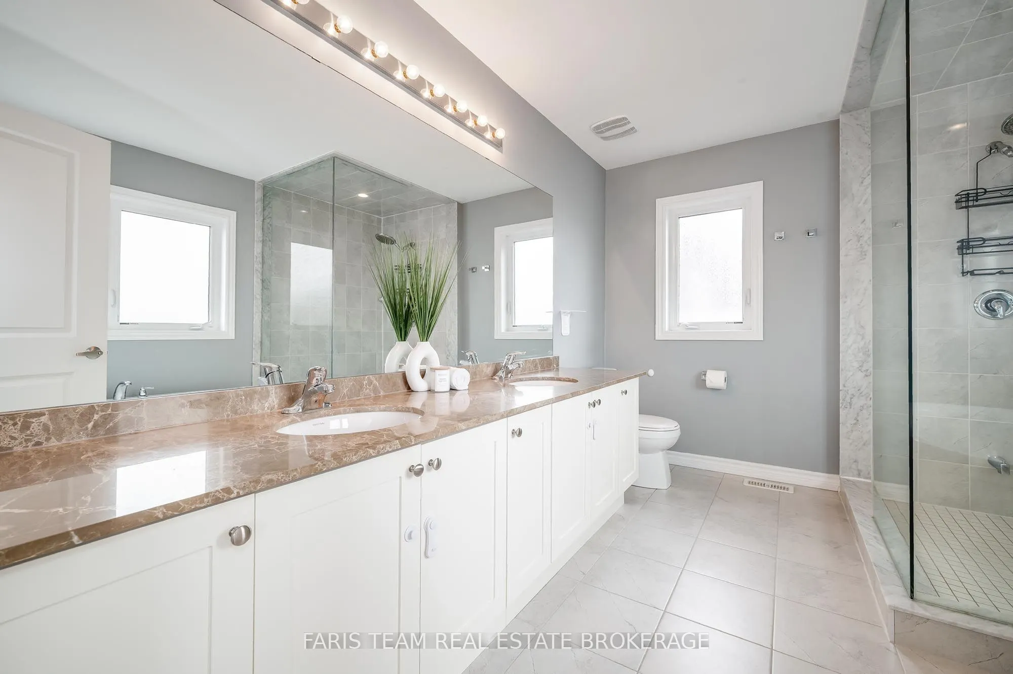 1464 Farrow Crescent