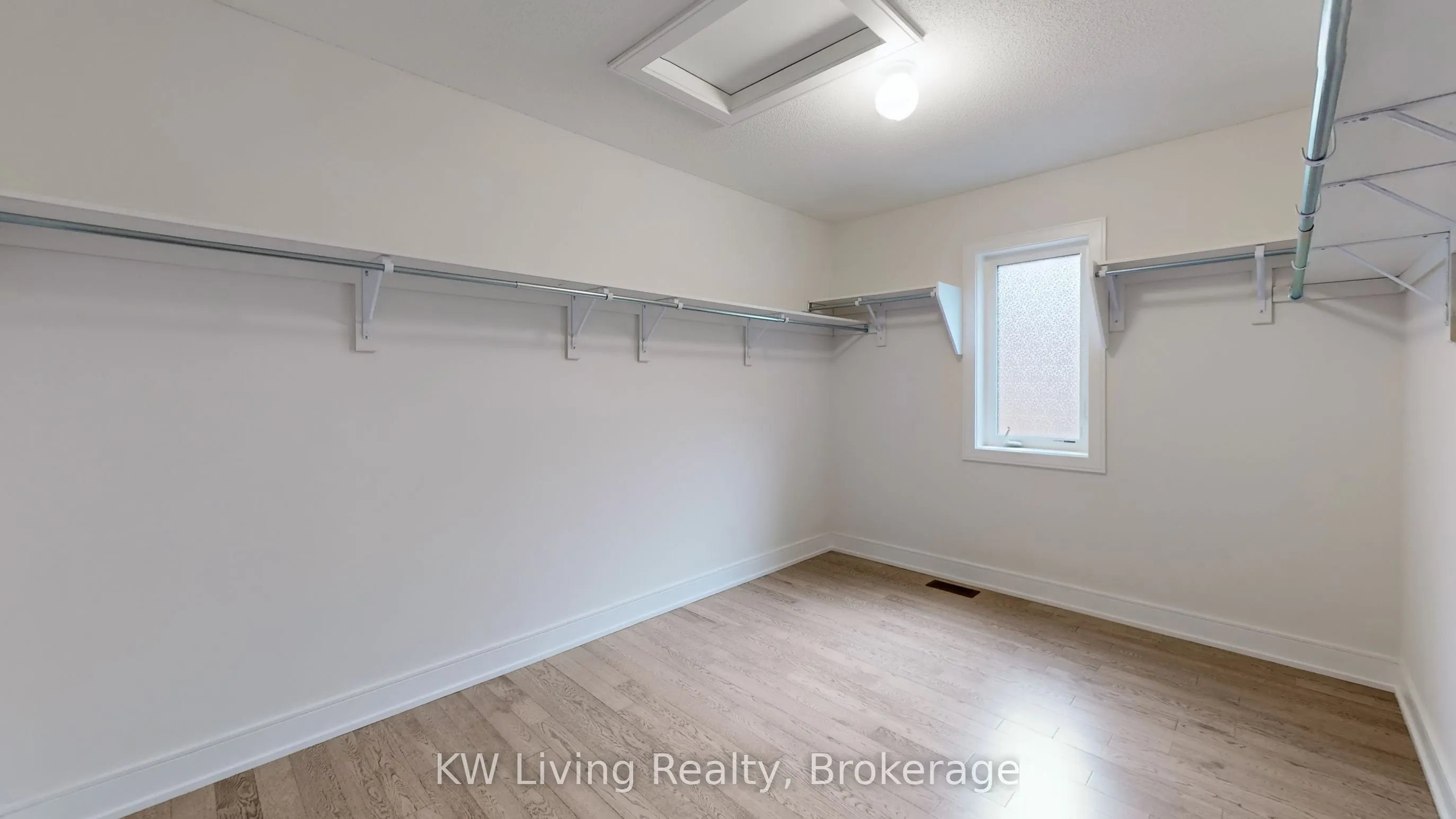 37 Kenneth Rogers Crescent
