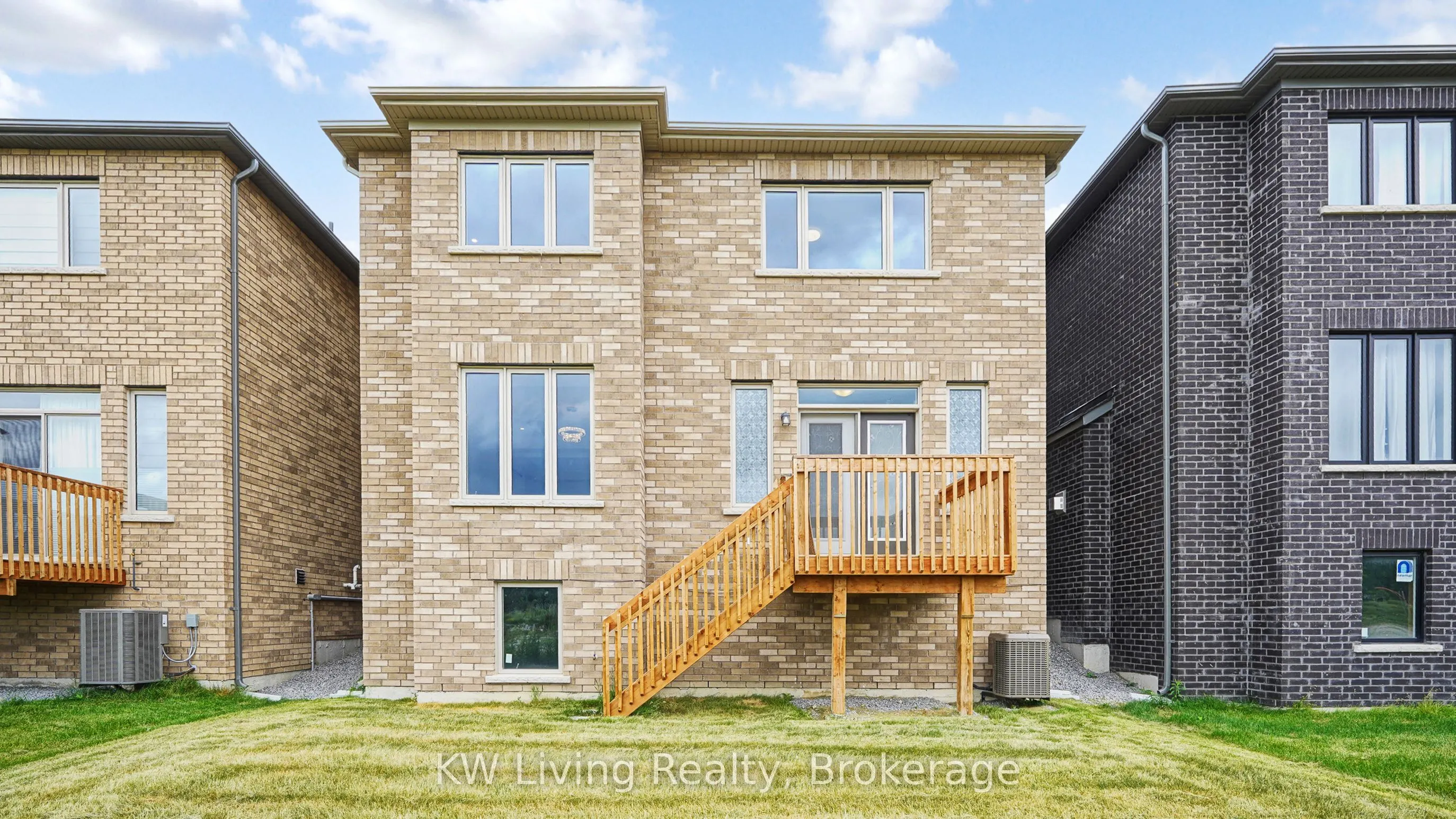 37 Kenneth Rogers Crescent