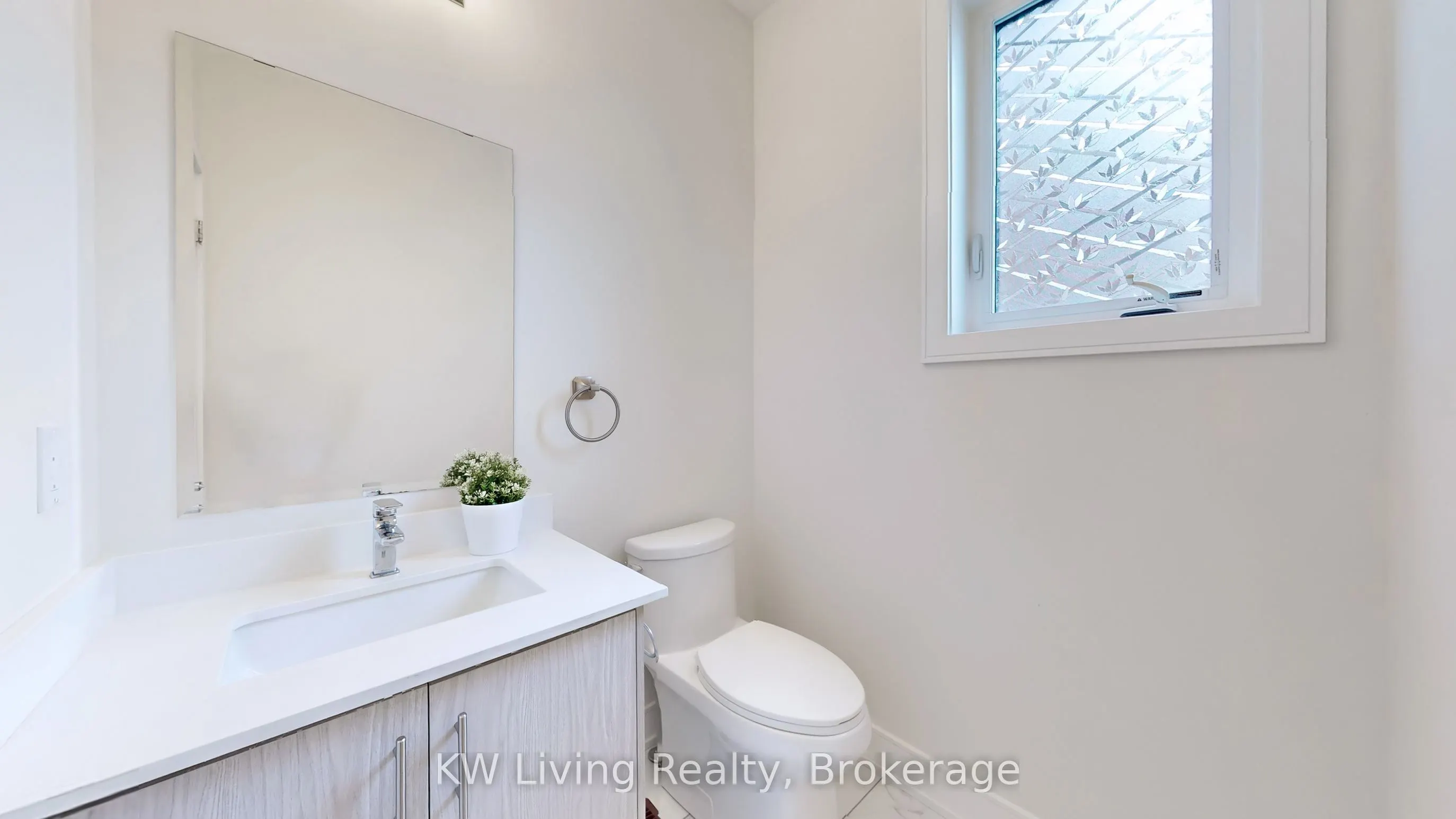 37 Kenneth Rogers Crescent