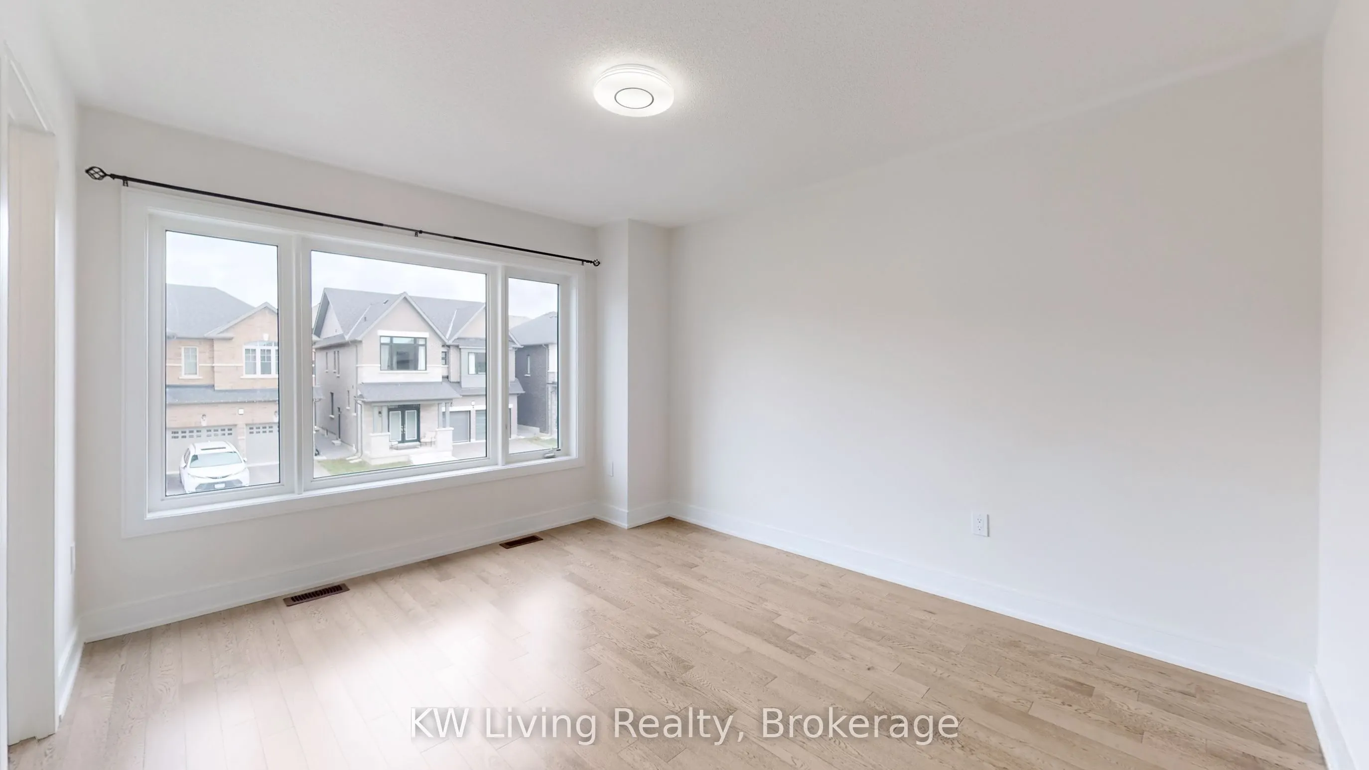 37 Kenneth Rogers Crescent