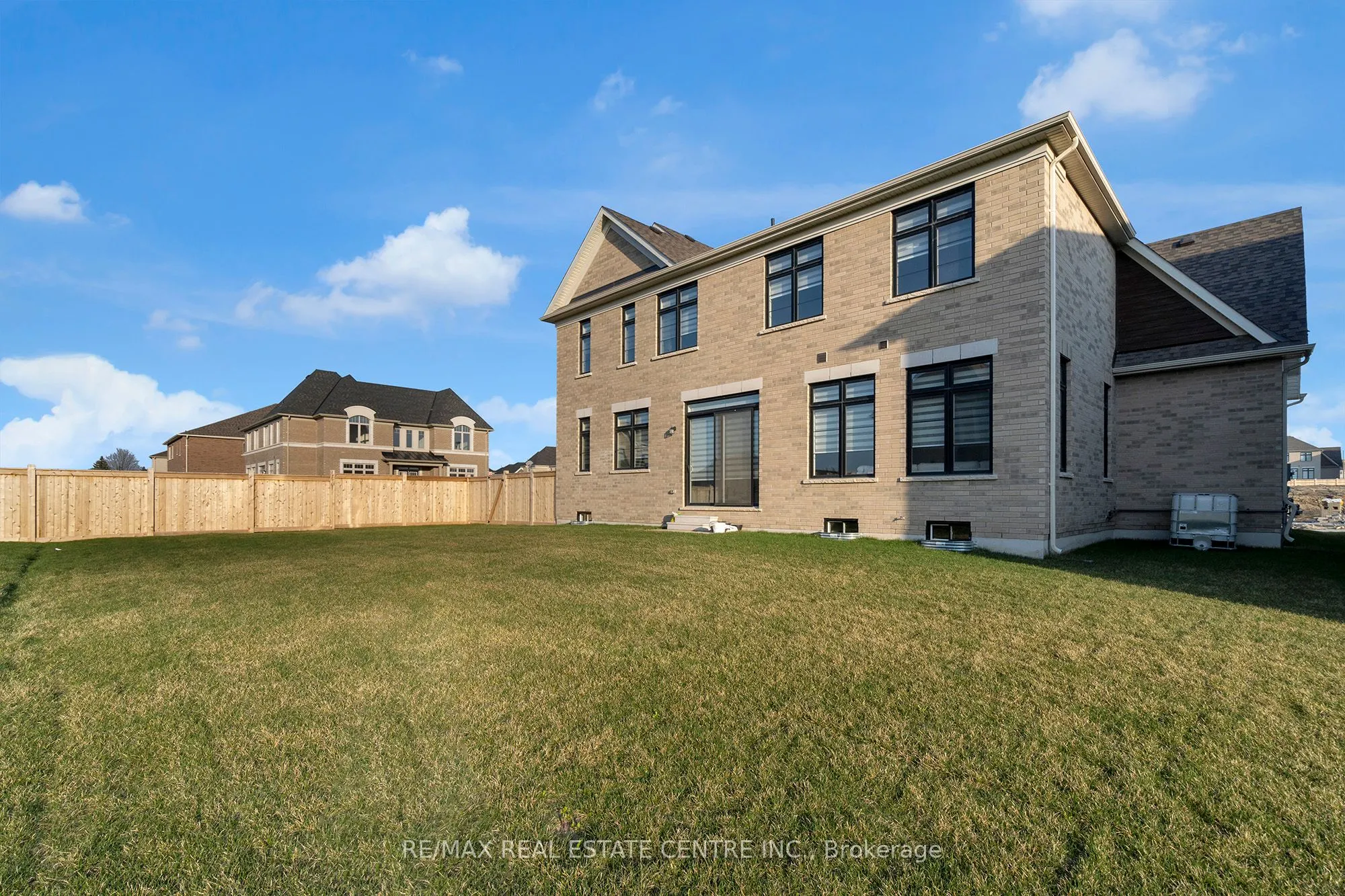 20 Magnolia Avenue