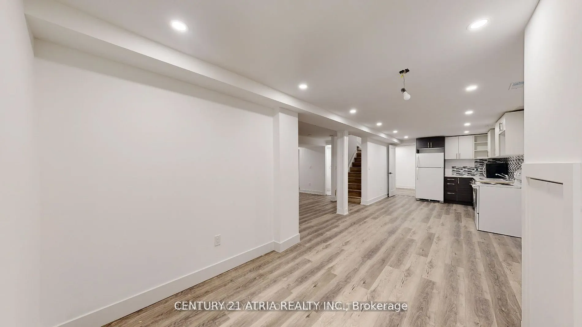 302 Buckingham Road, #BSMT