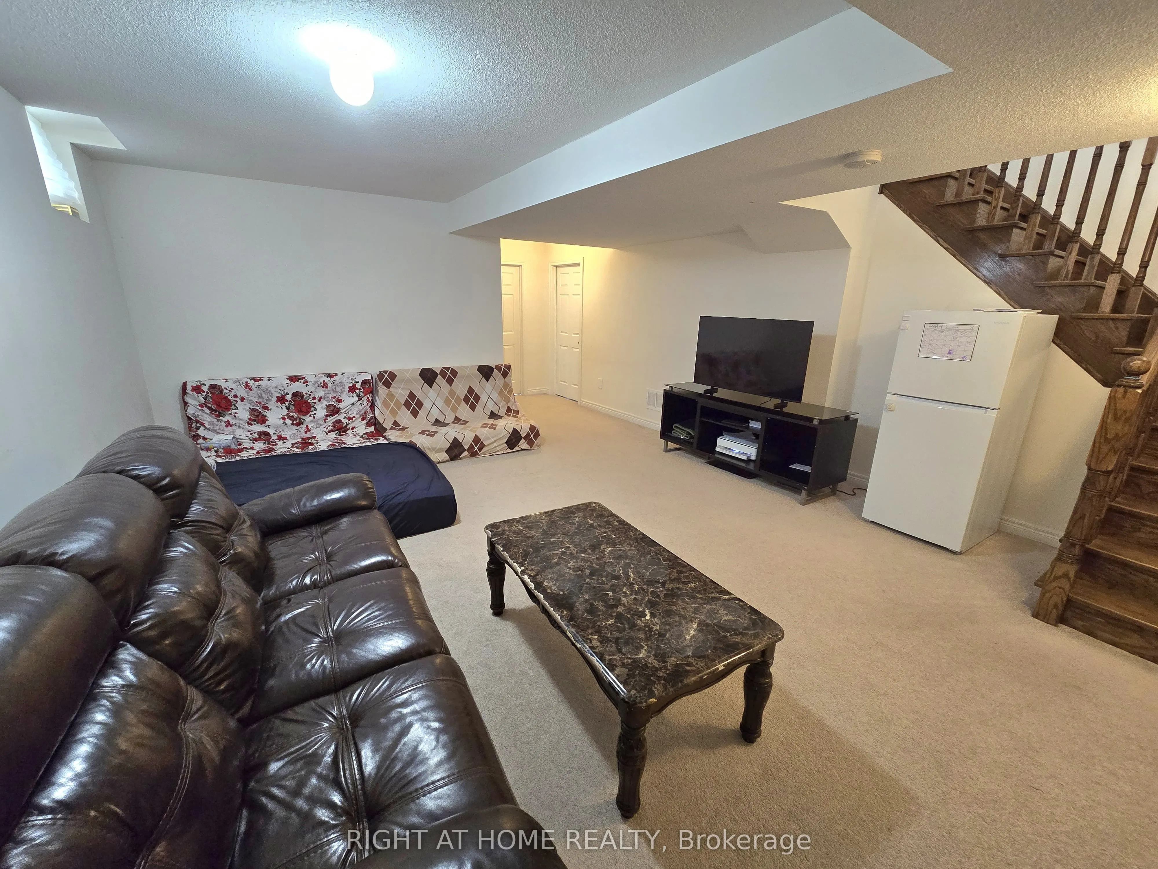 93 Oberfrick Avenue