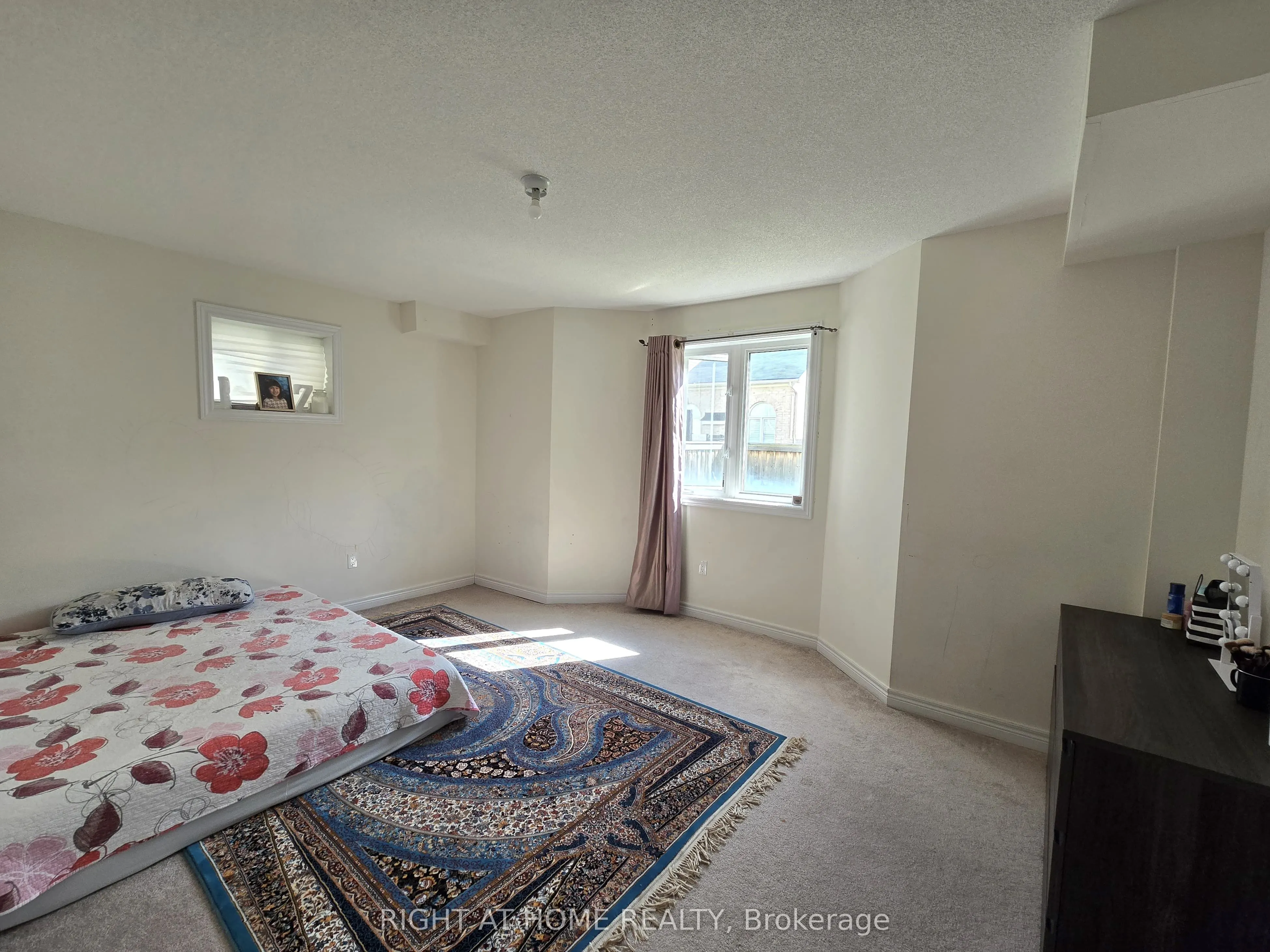 93 Oberfrick Avenue