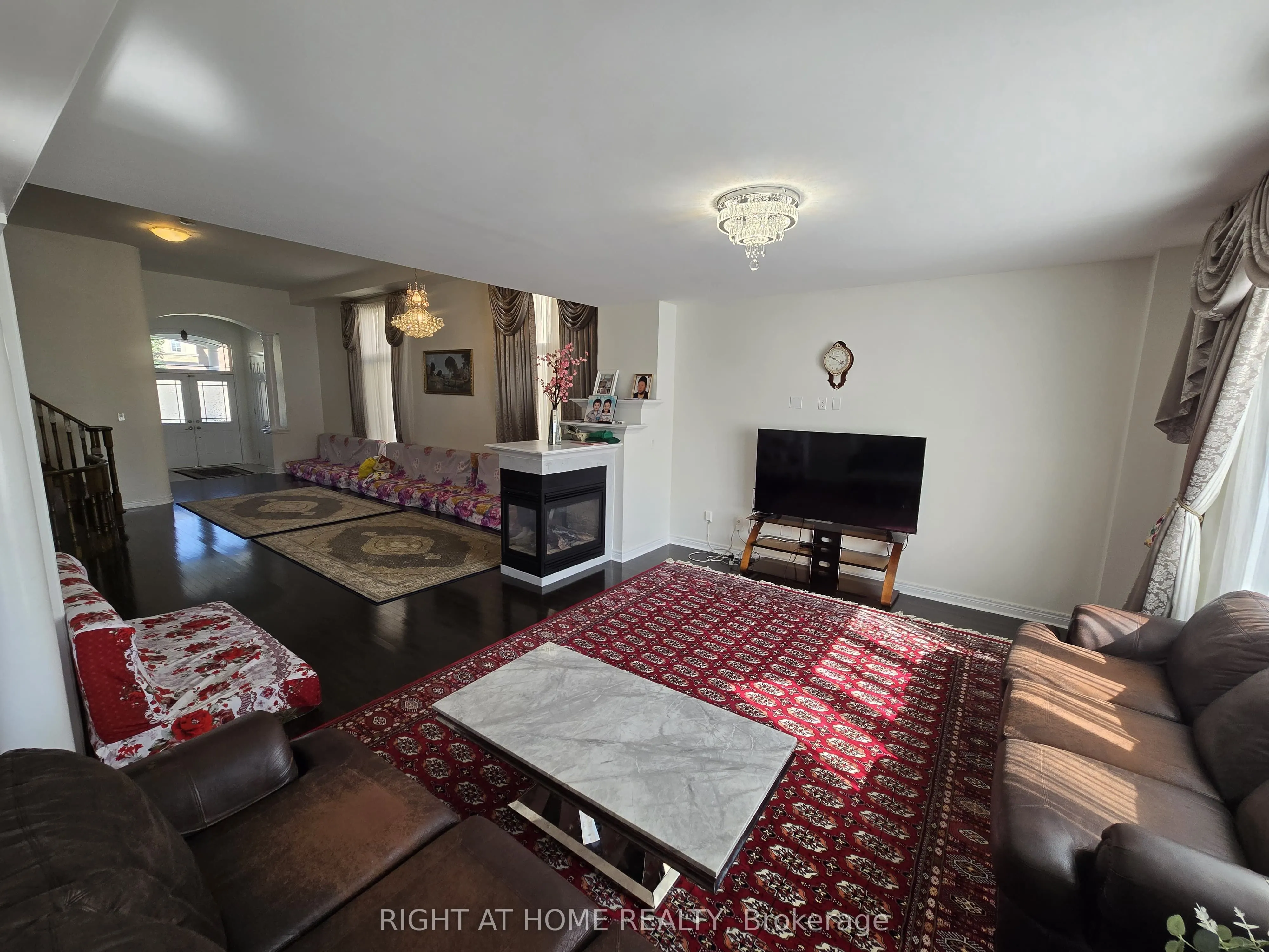 93 Oberfrick Avenue