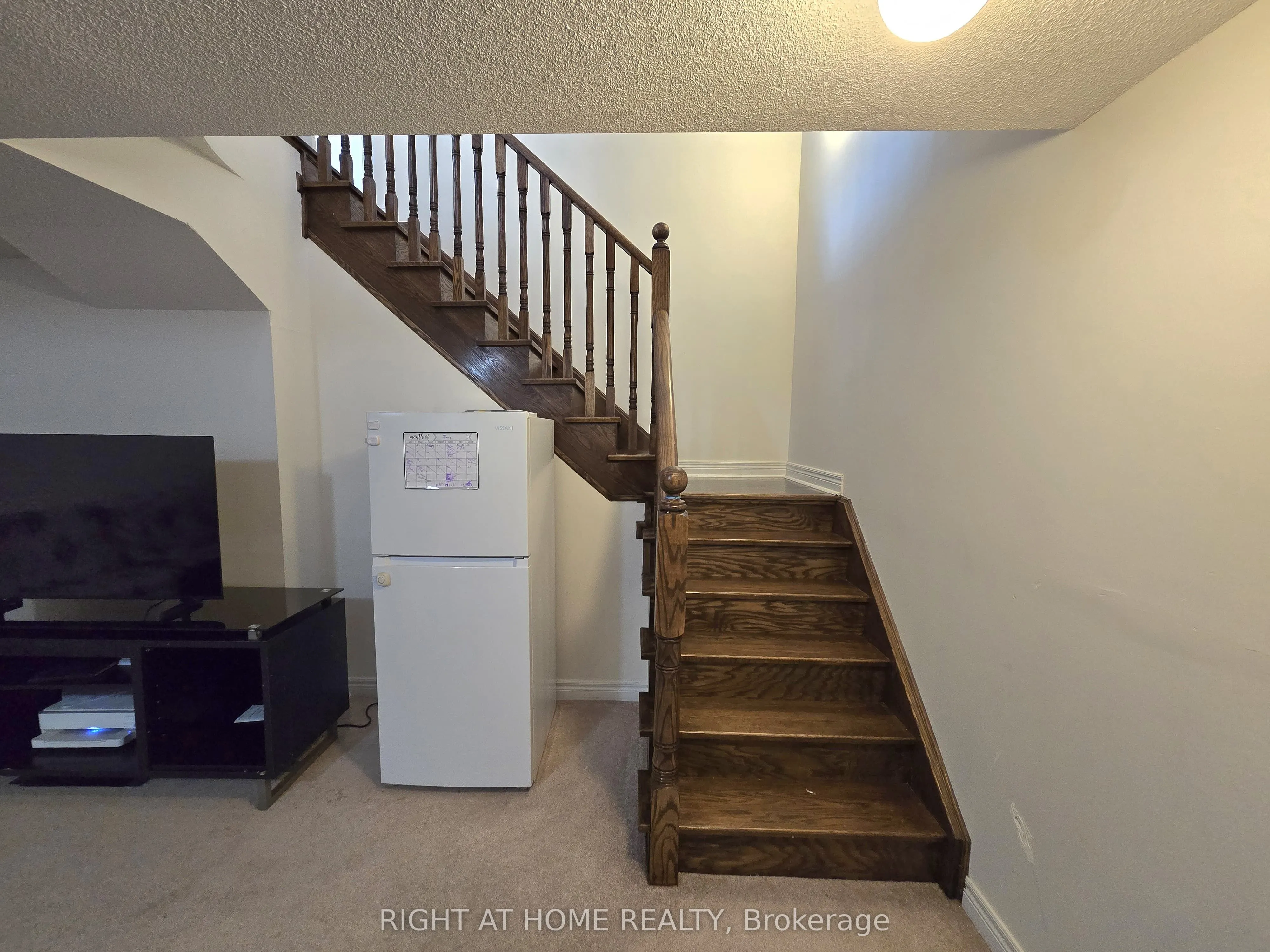 93 Oberfrick Avenue
