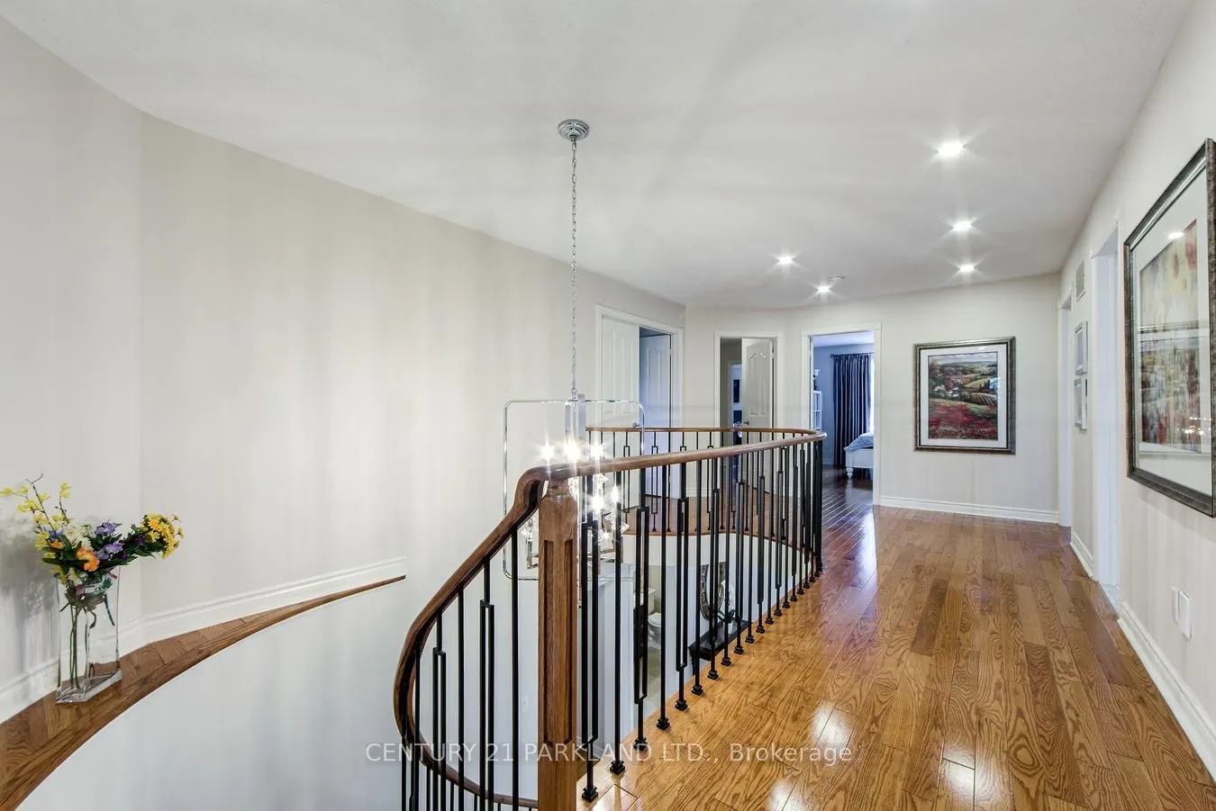 112 Strathearn Avenue