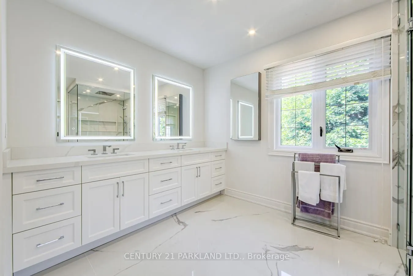 112 Strathearn Avenue