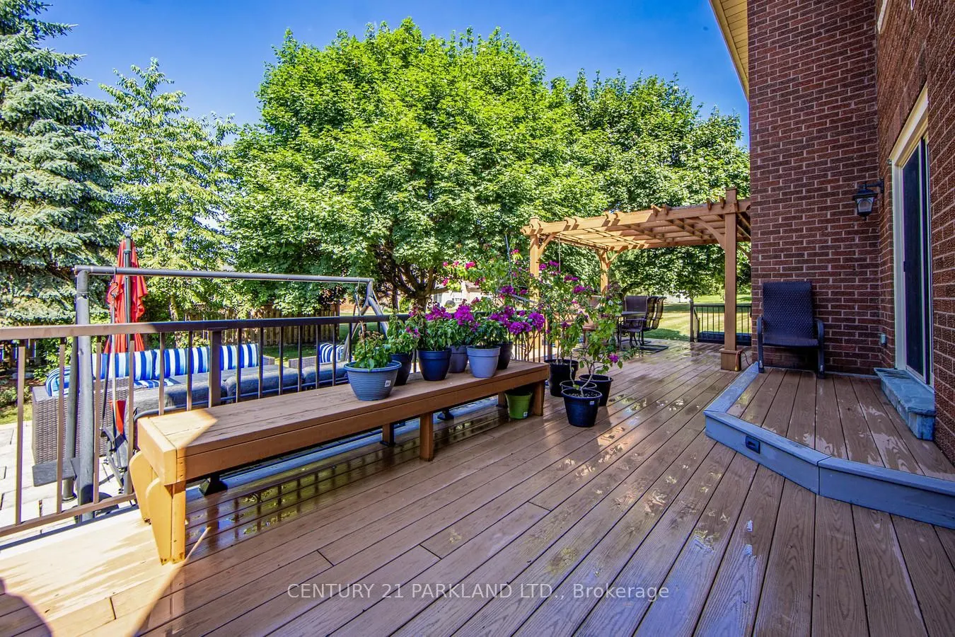 112 Strathearn Avenue