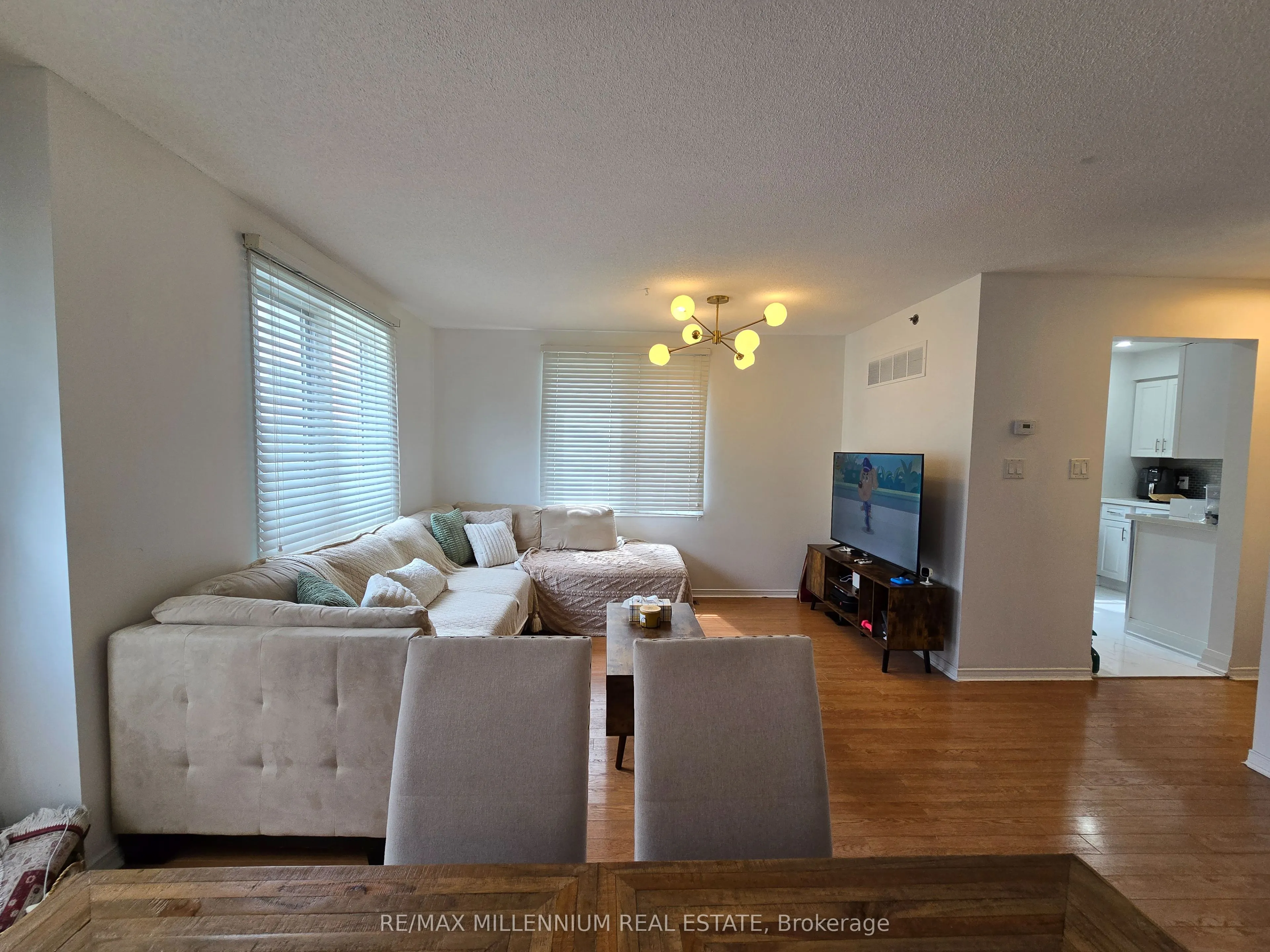 75 Weldrick Road, #701