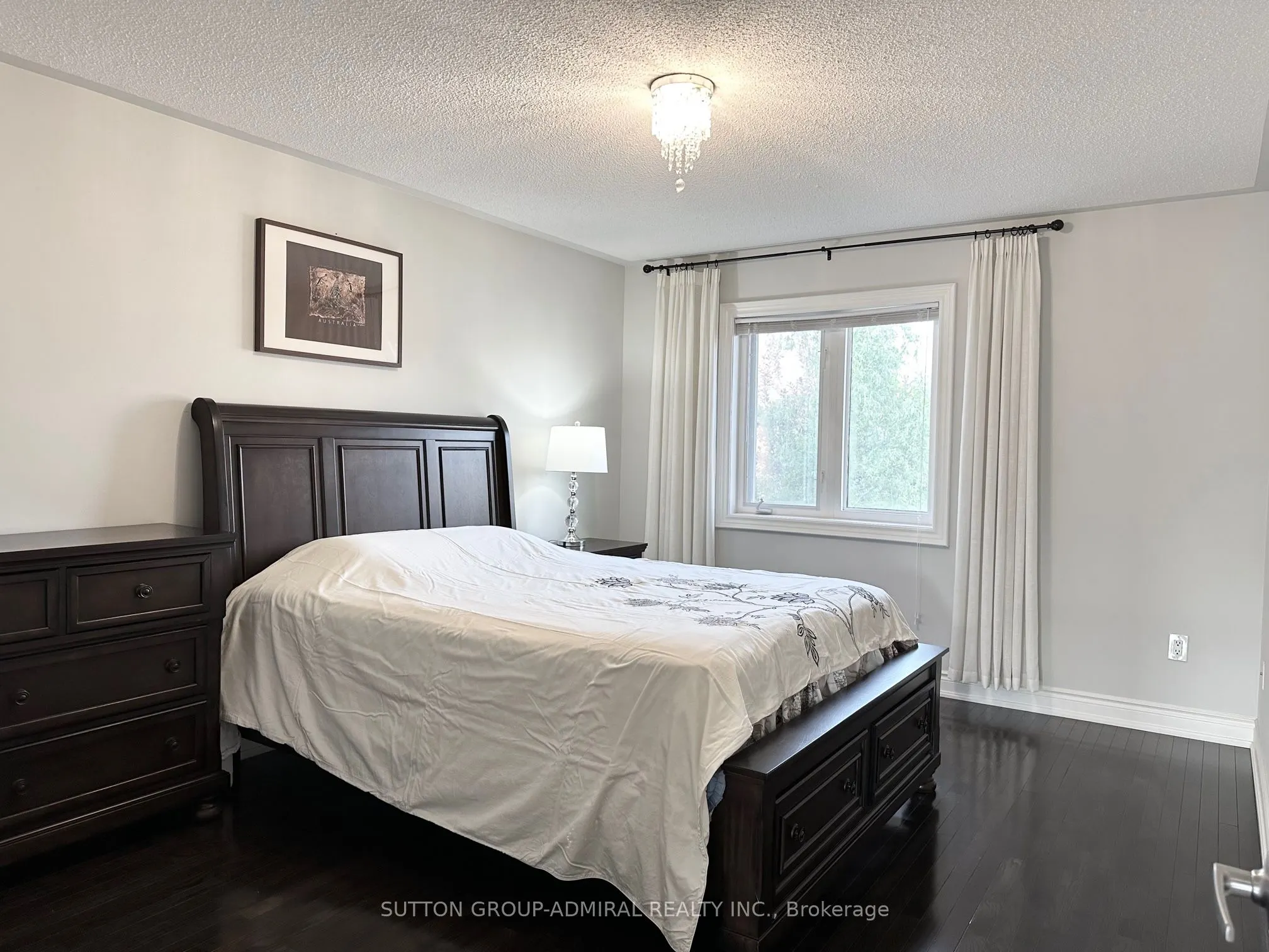 15 Roderick Court