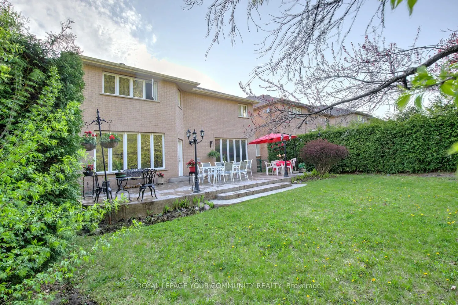 119 Thornhill Woods Drive