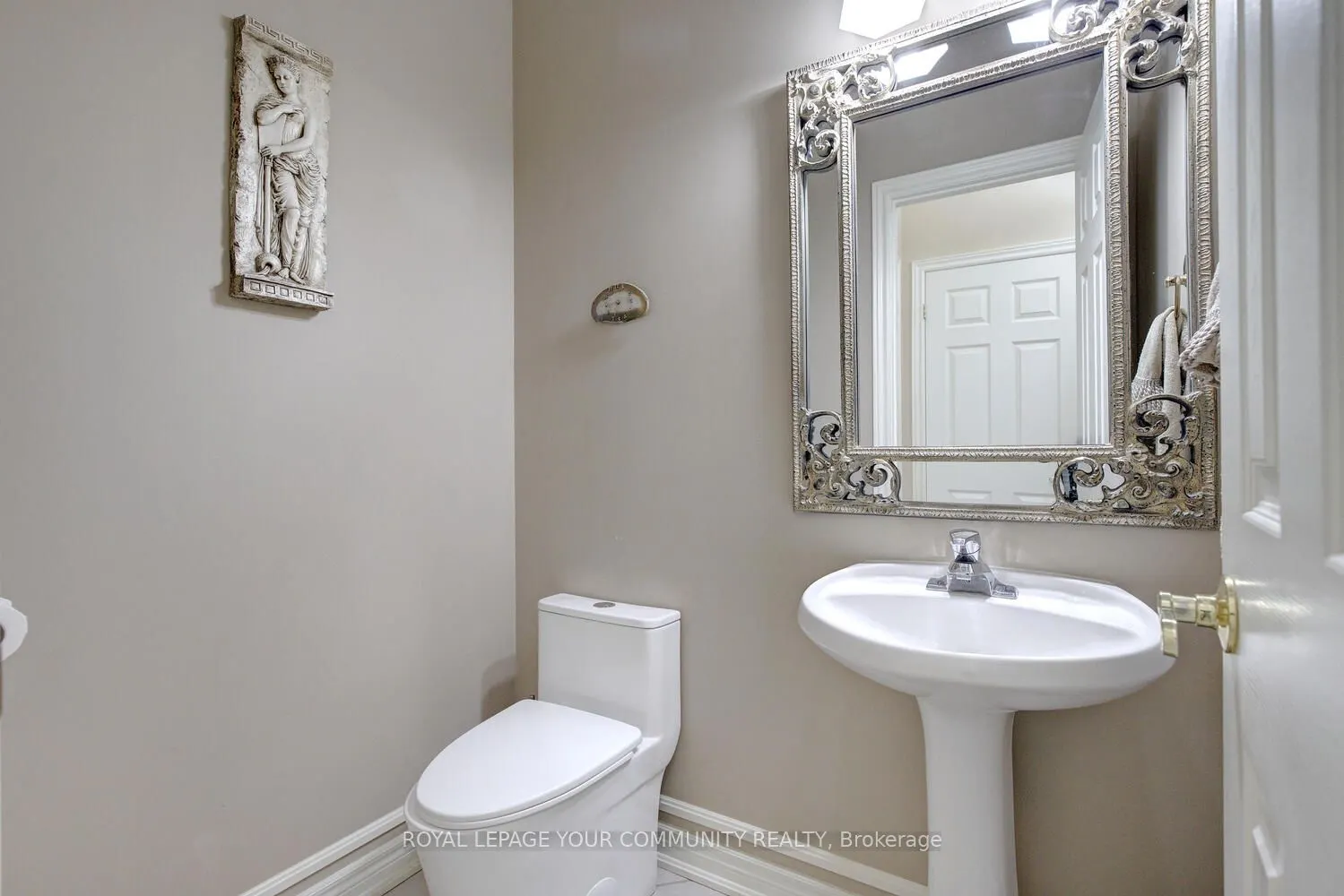 119 Thornhill Woods Drive