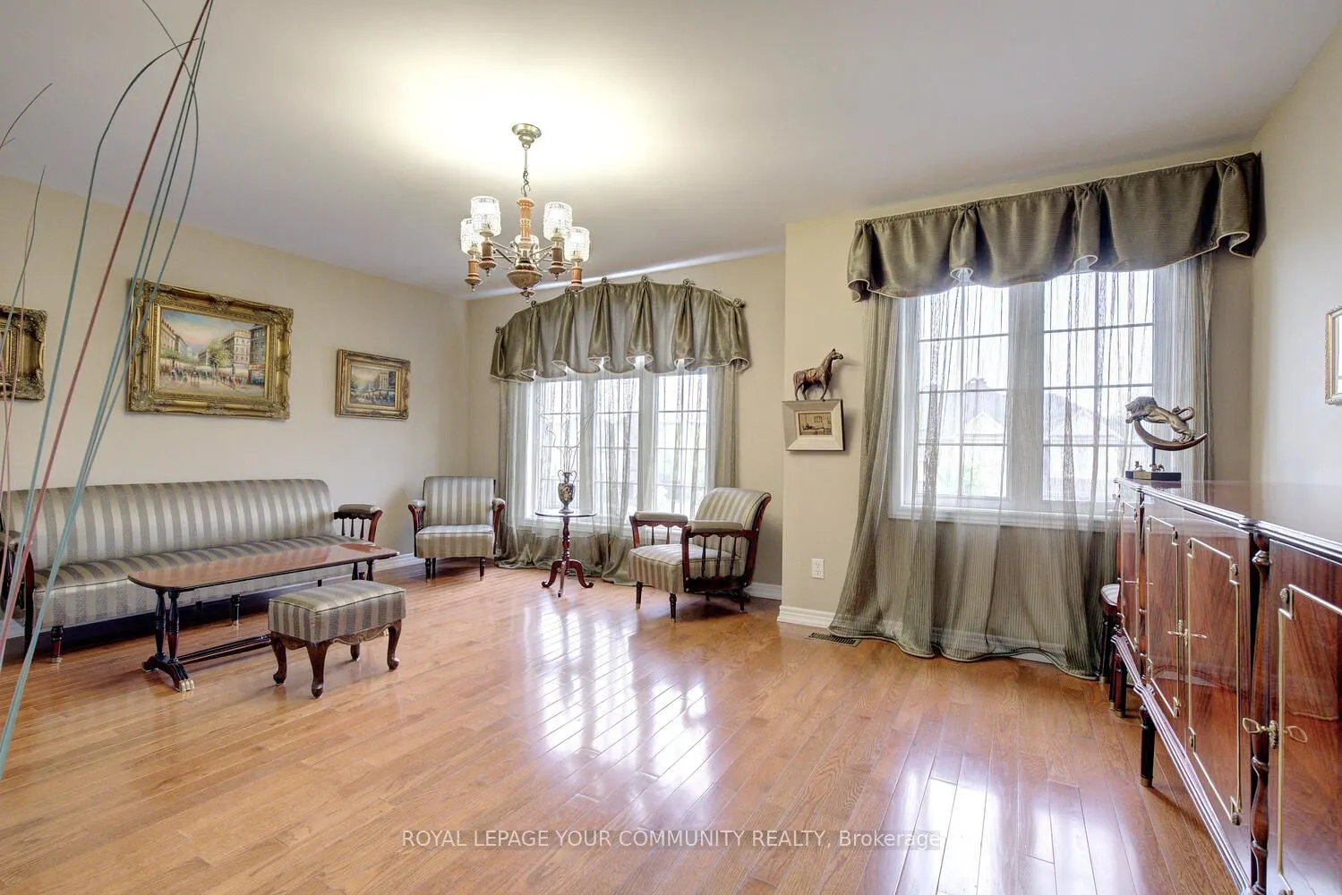 119 Thornhill Woods Drive