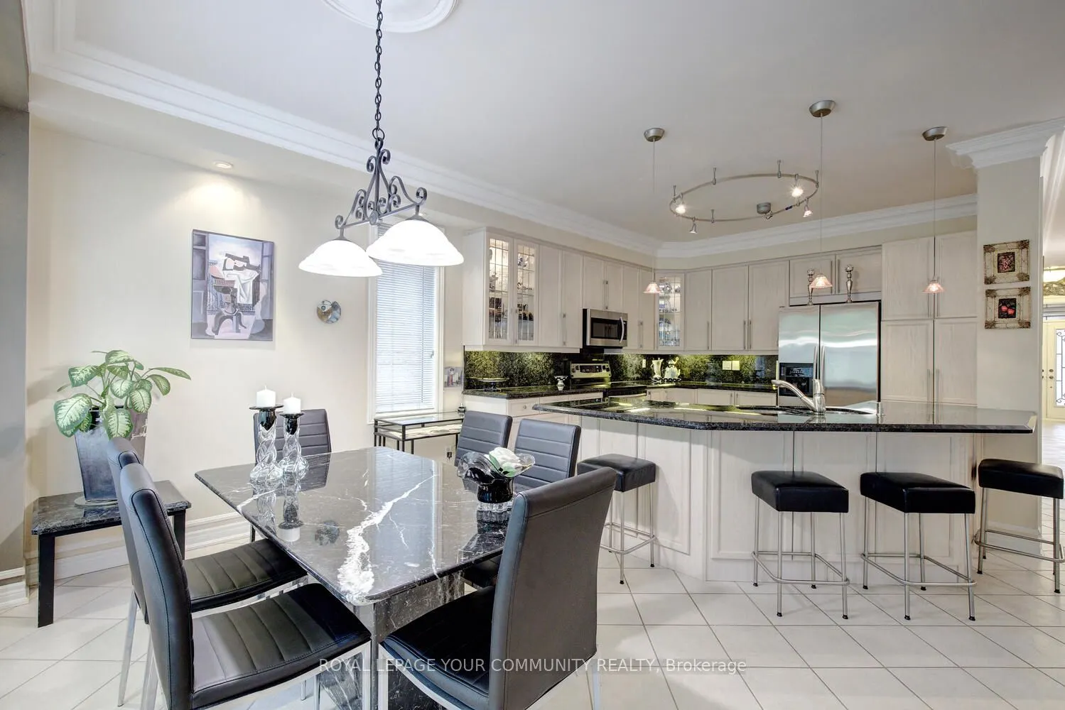 119 Thornhill Woods Drive