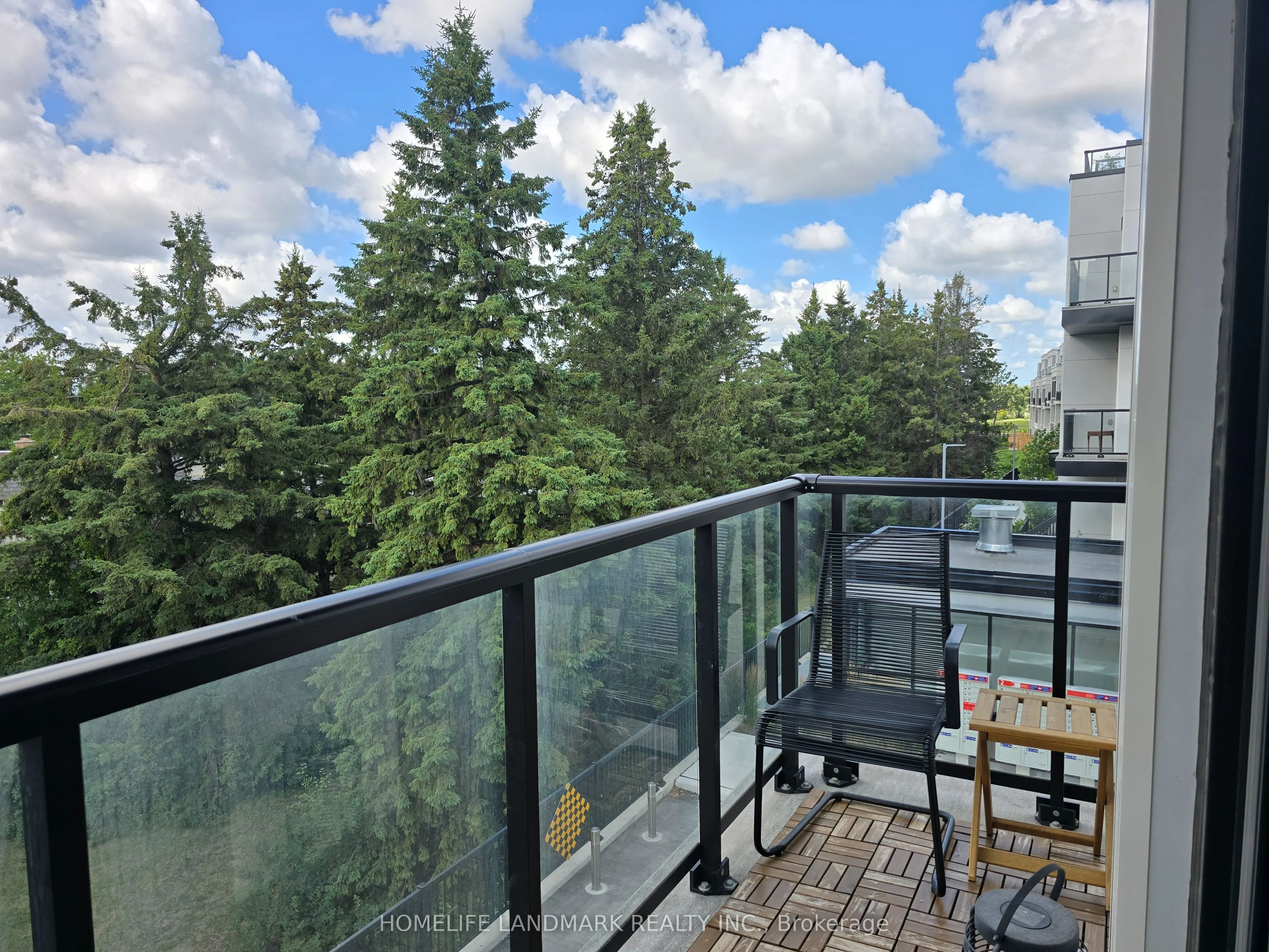 15 David Eyer Road, #1423
