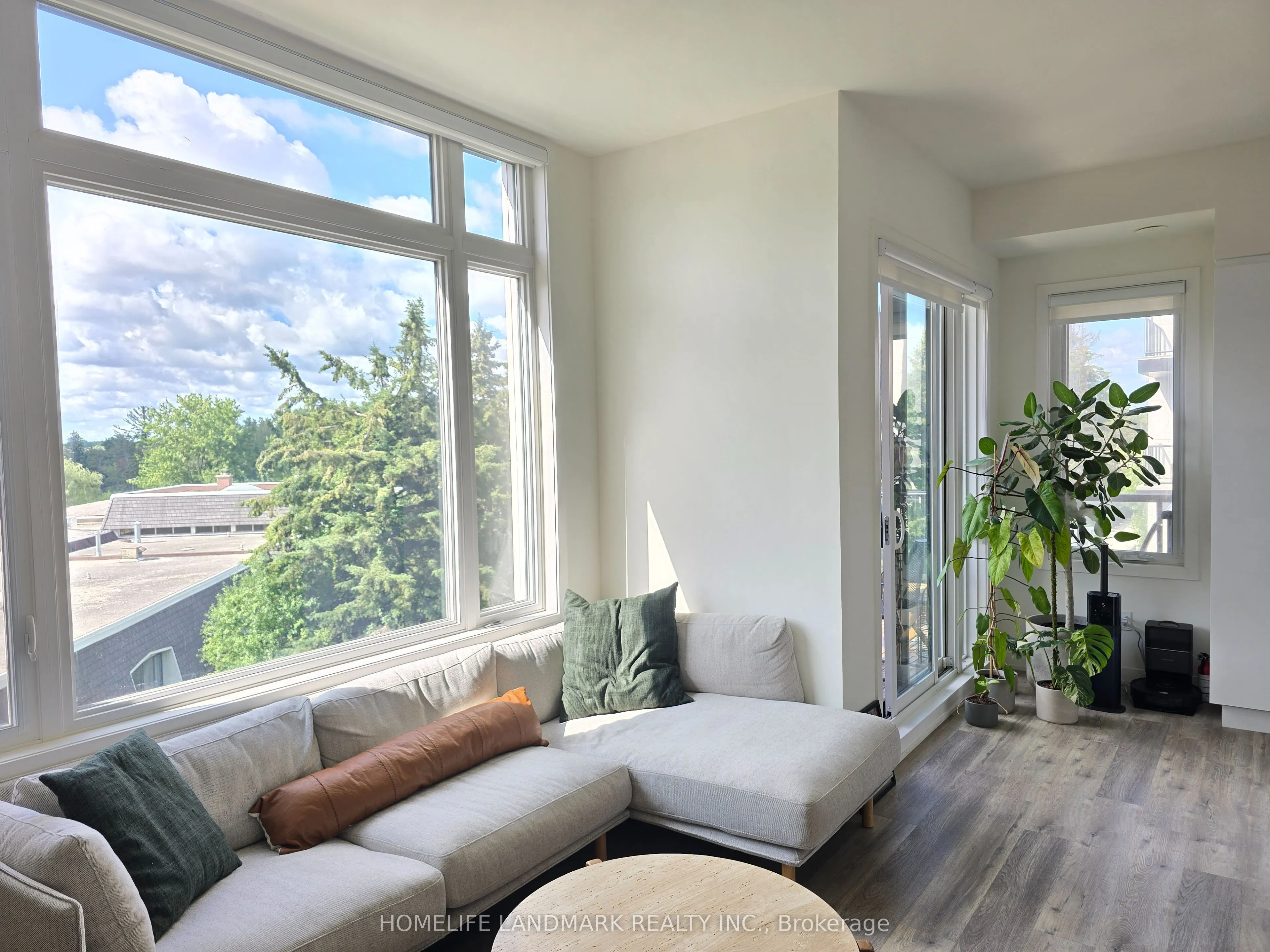 15 David Eyer Road, #1423