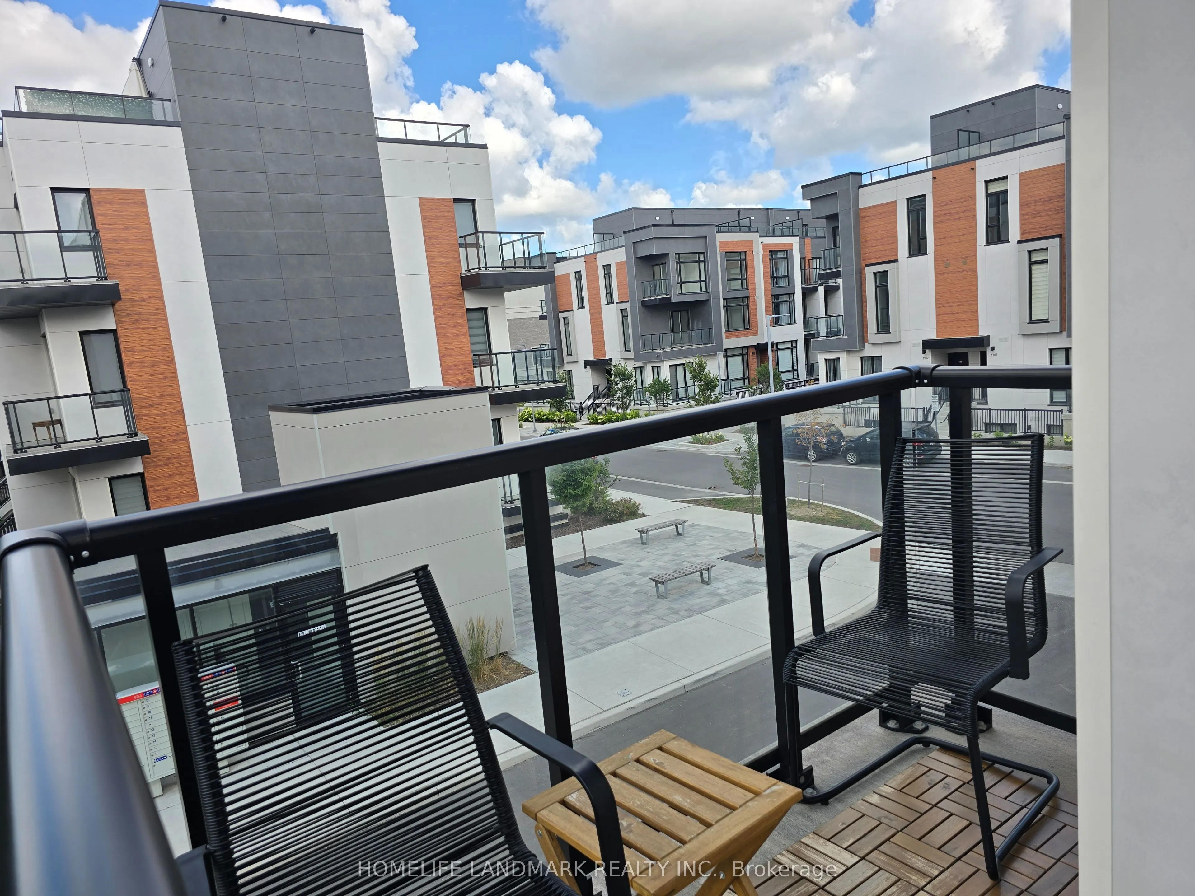 15 David Eyer Road, #1423