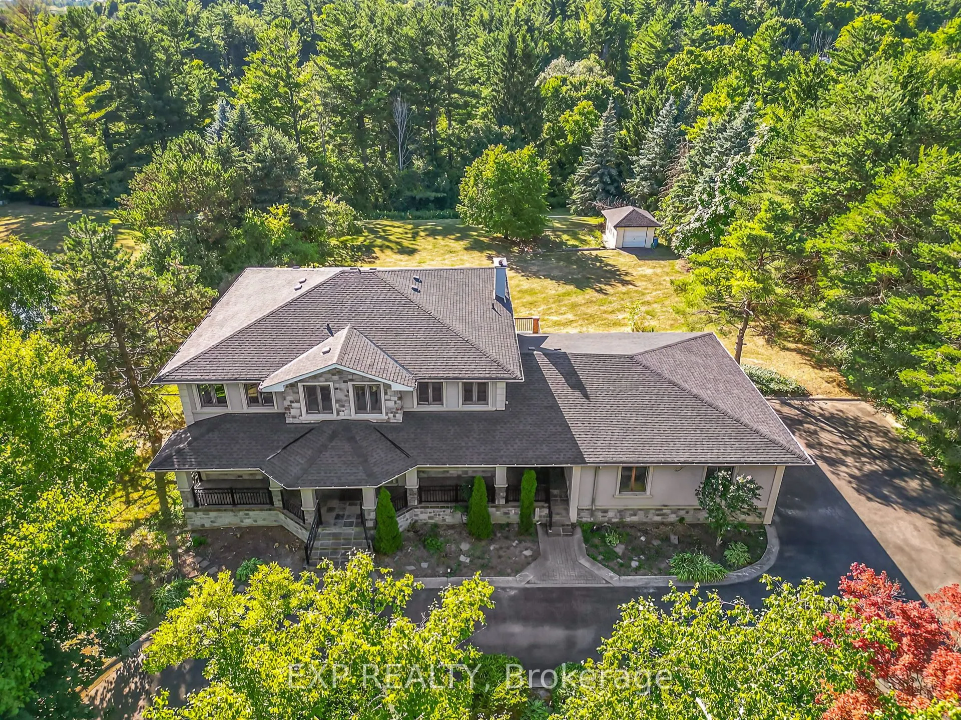 315 Stephanie Boulevard