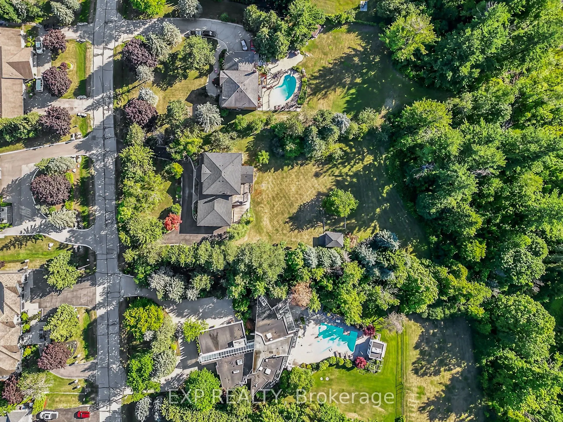 315 Stephanie Boulevard